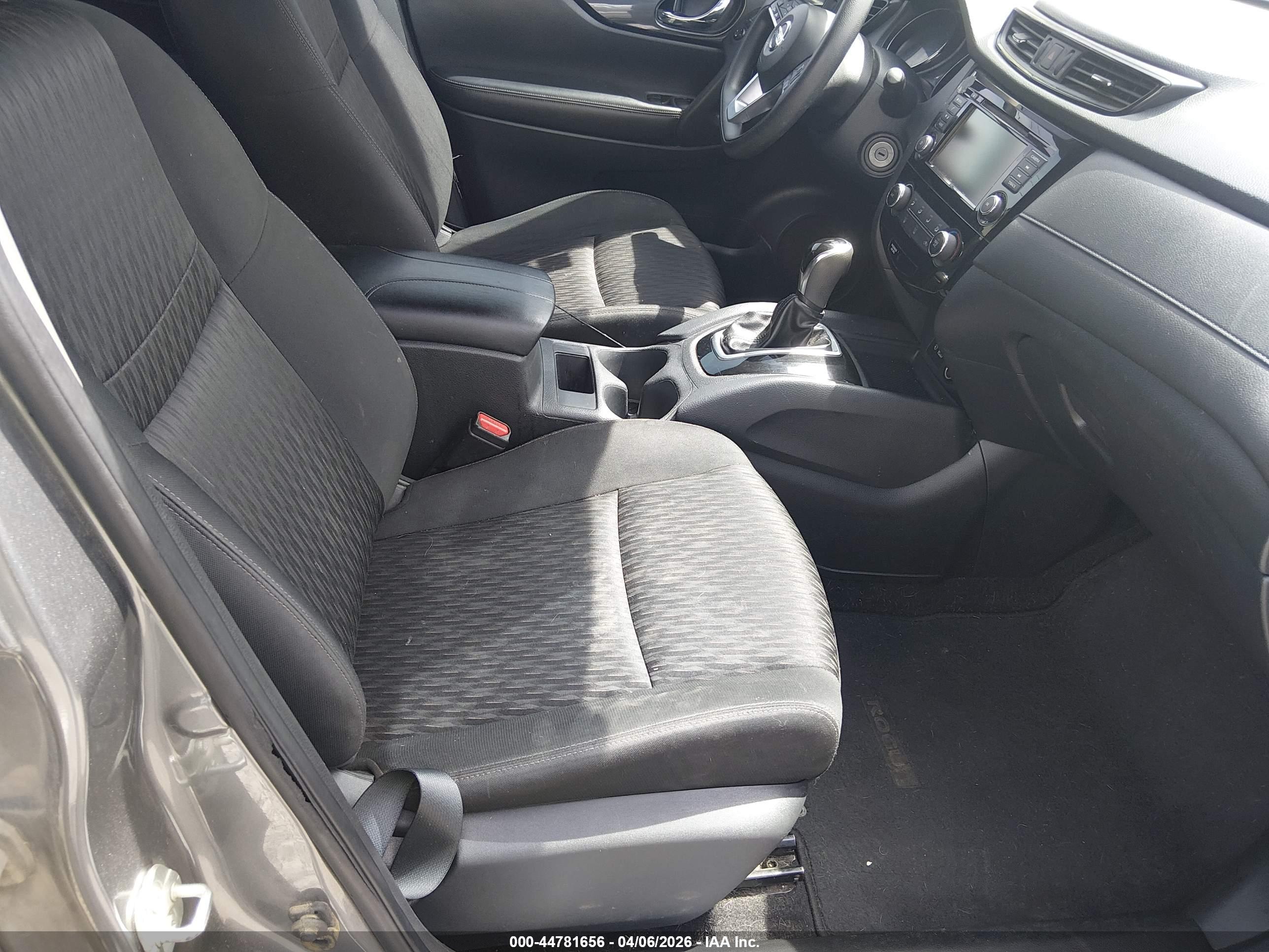 NISSAN ROGUE image 5