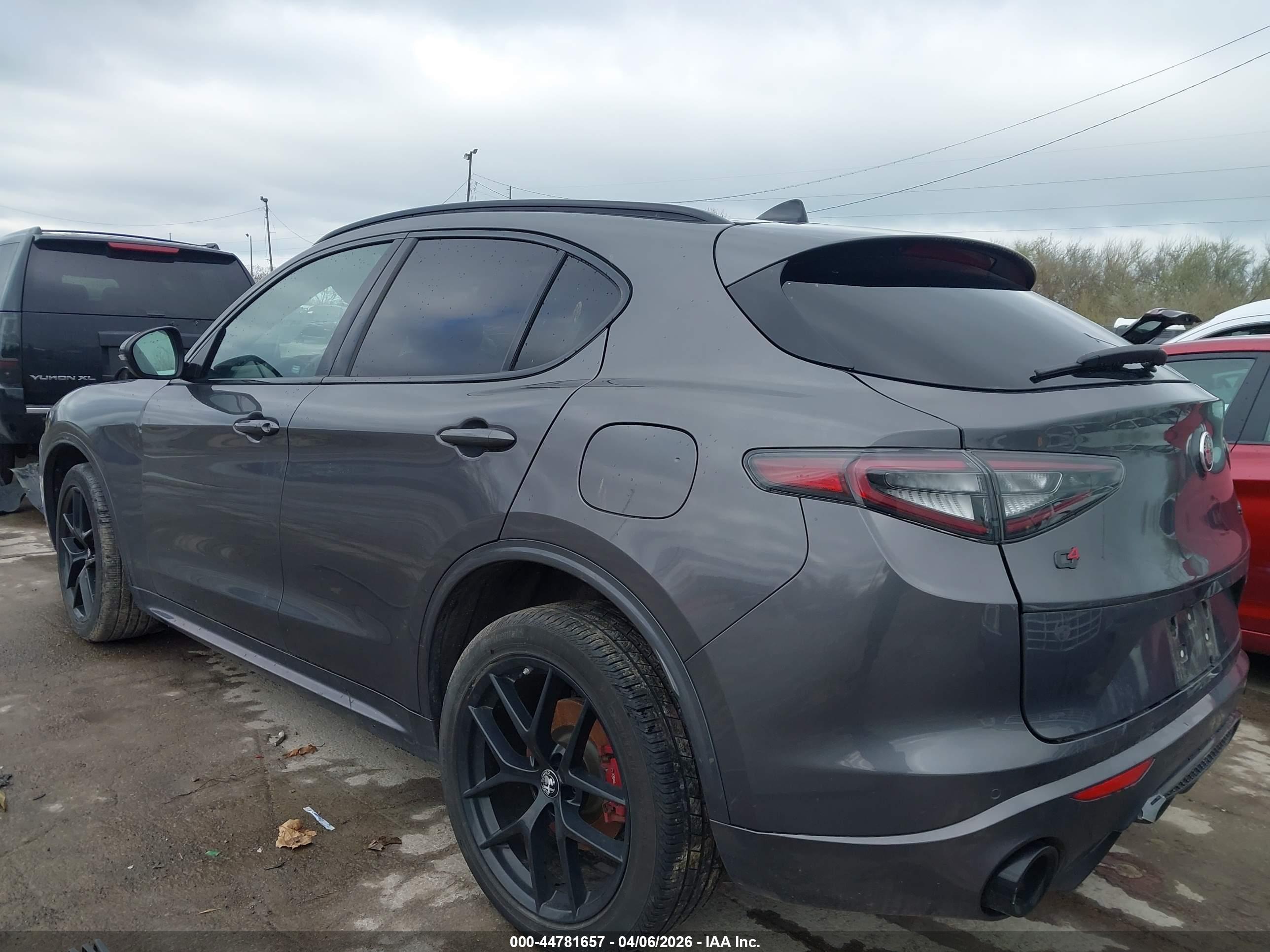 ALFA ROMEO image 3