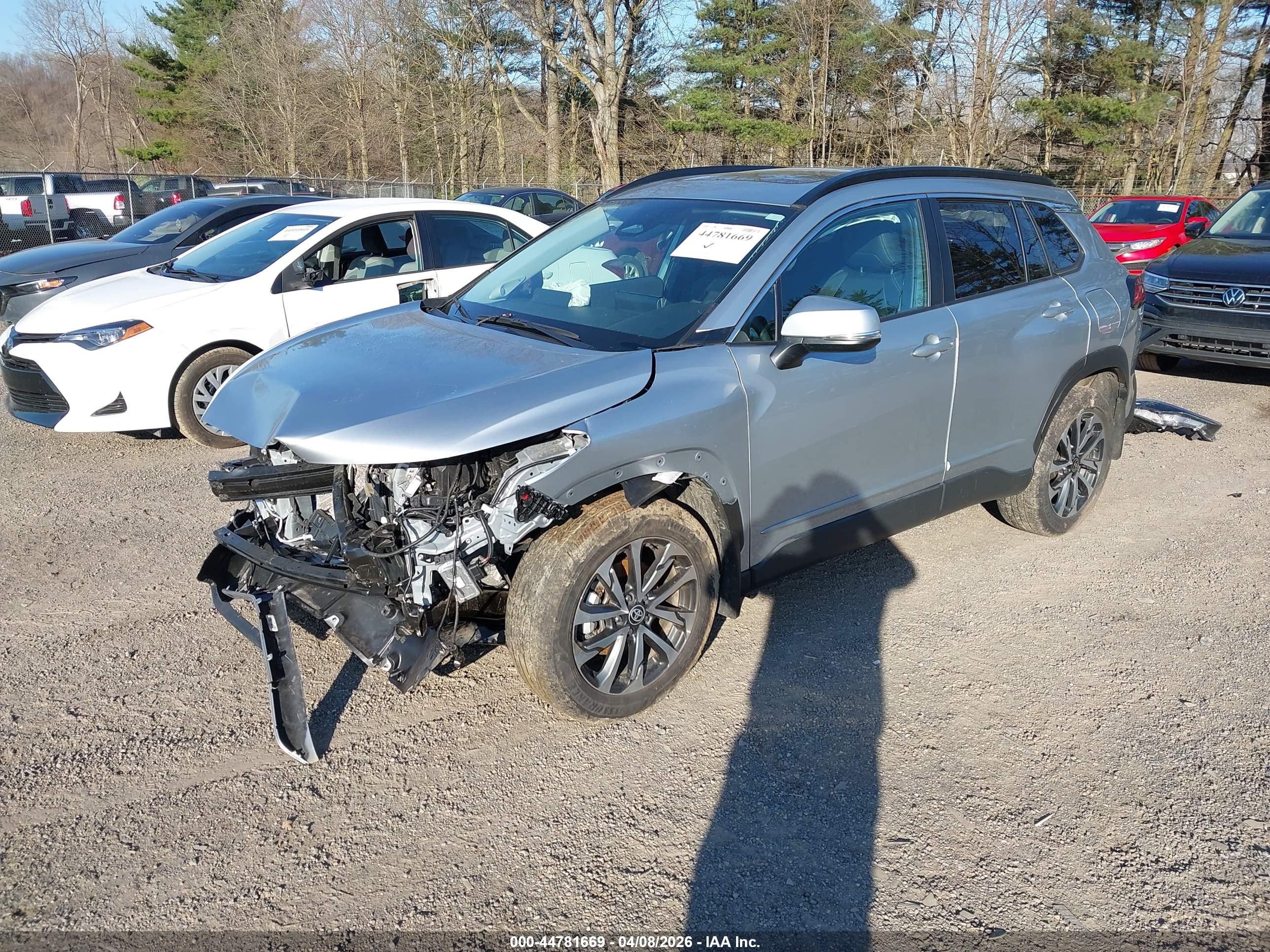 TOYOTA COROLLA image 2