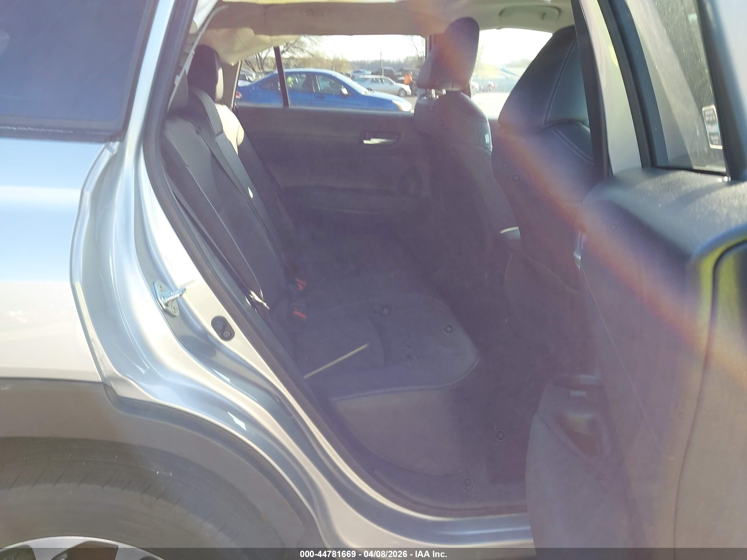 TOYOTA COROLLA image 8