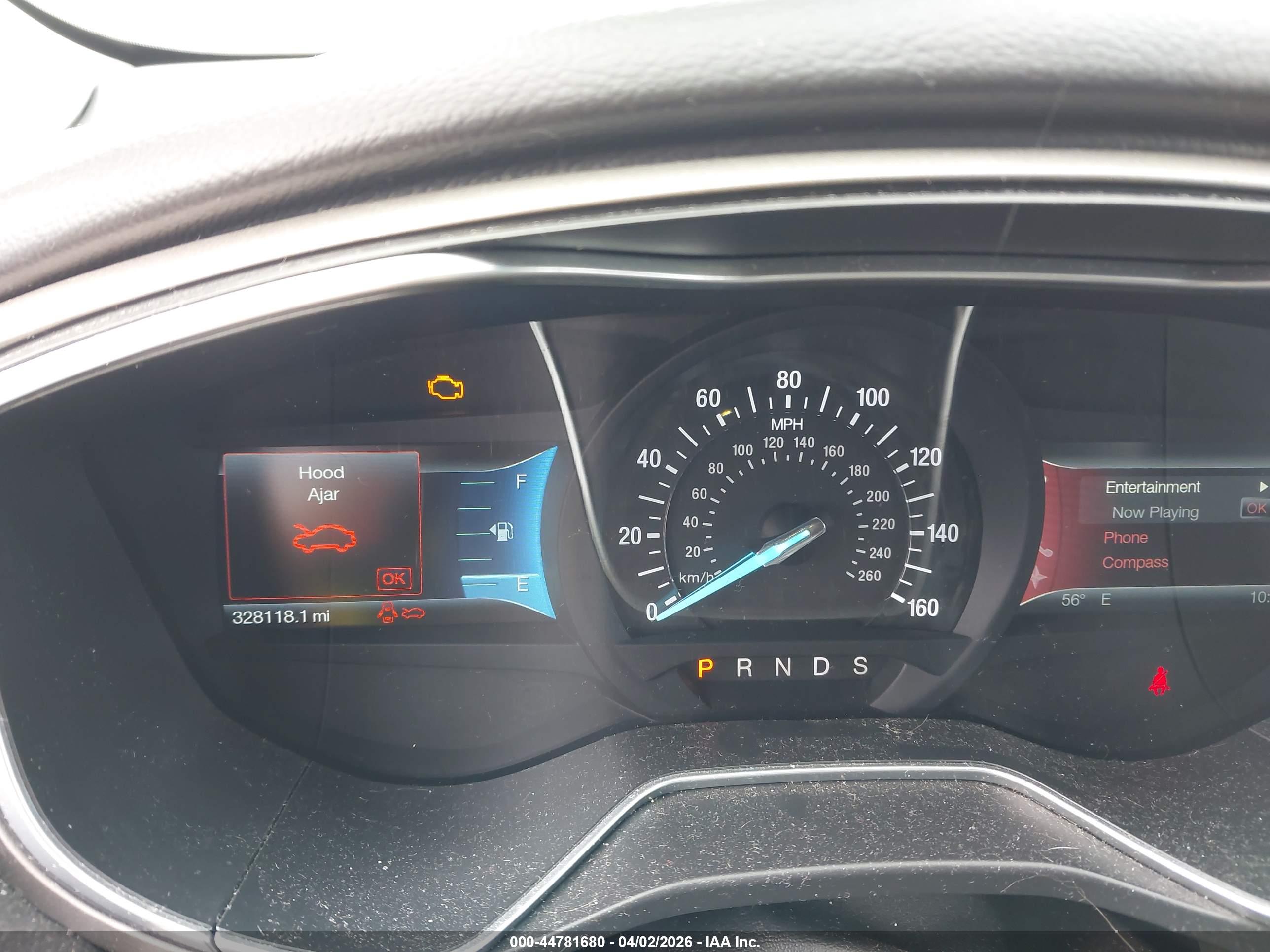FORD FUSION image 7