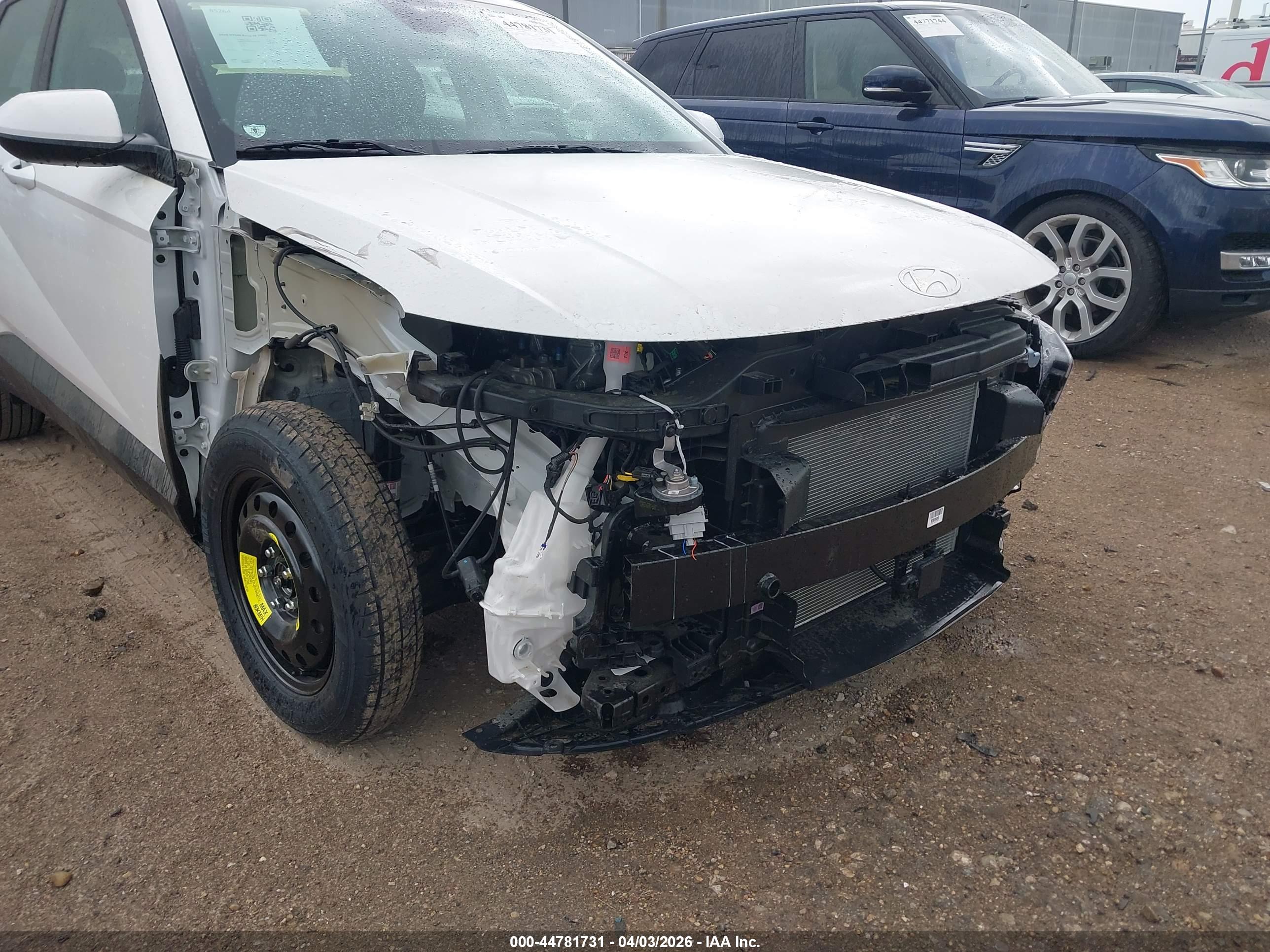 HYUNDAI KONA image 6
