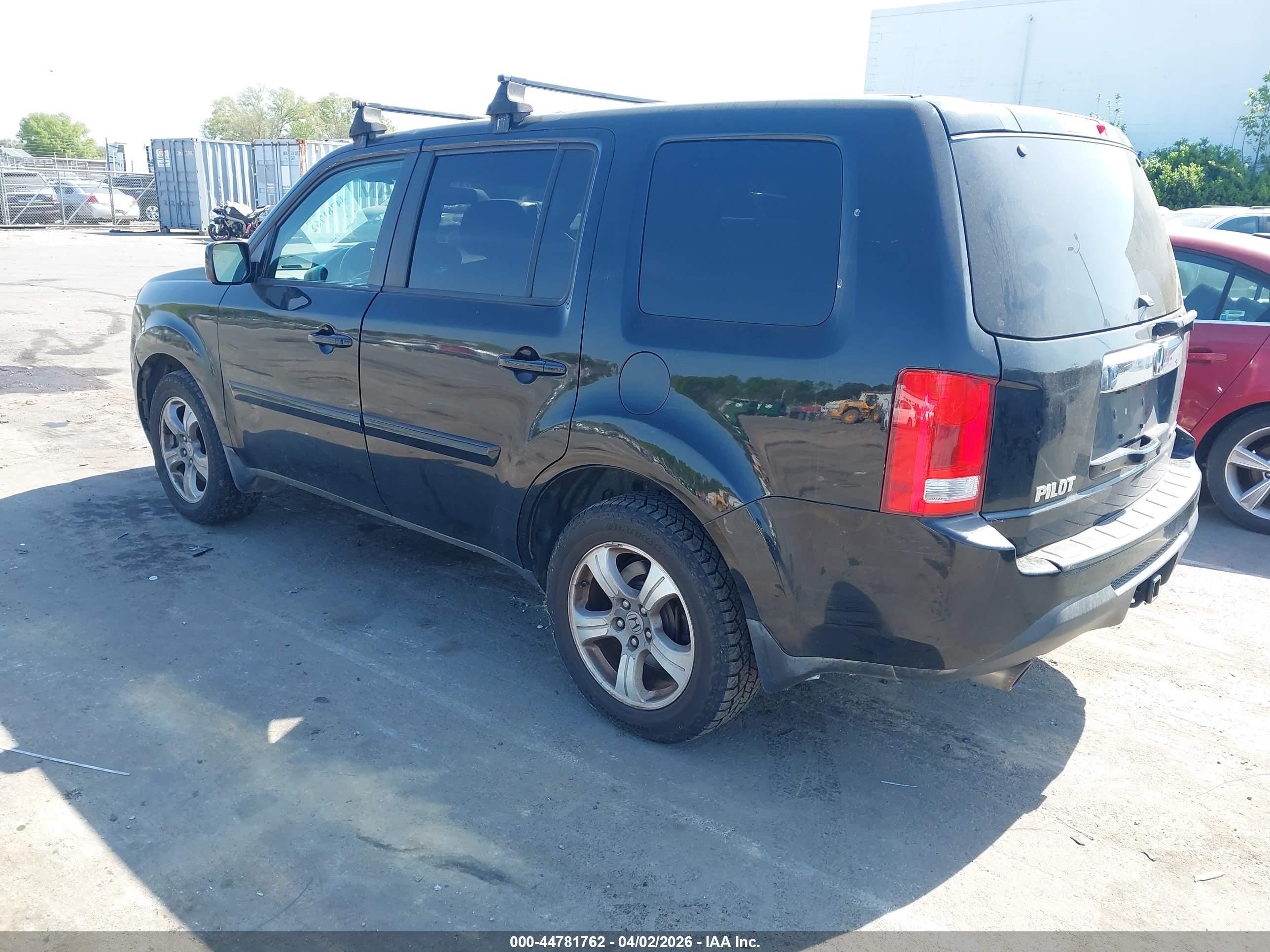 HONDA PILOT image 3