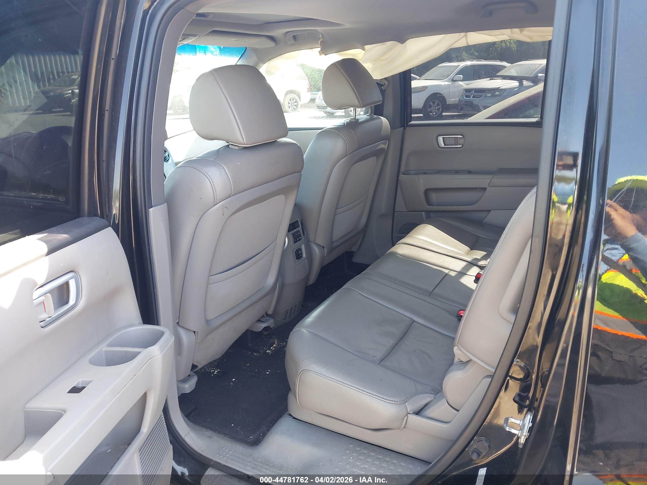 HONDA PILOT image 8
