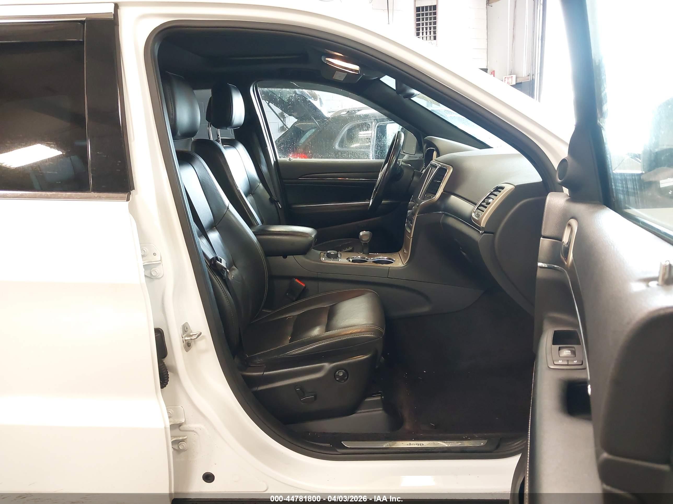 JEEP GRAND image 5