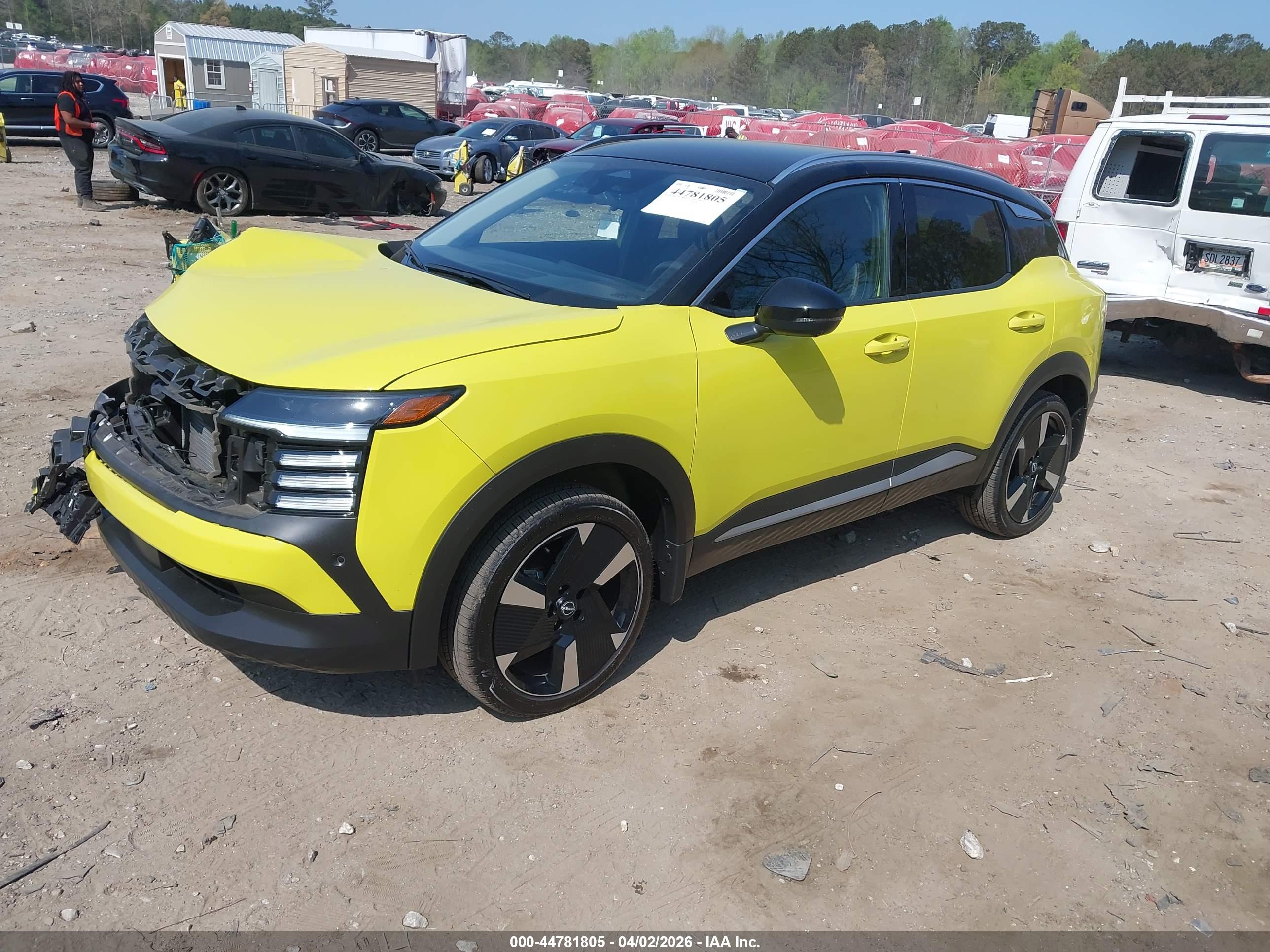 NISSAN KICKS image 2