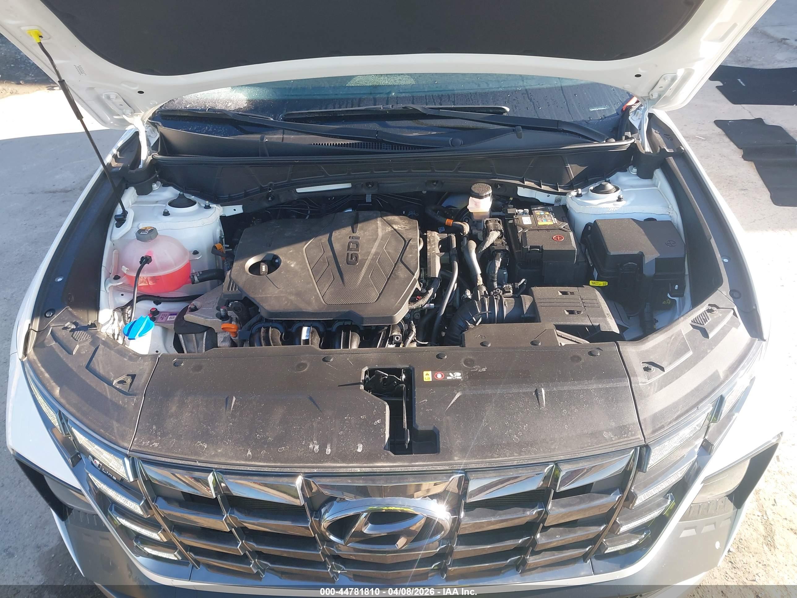 HYUNDAI TUCSON image 10