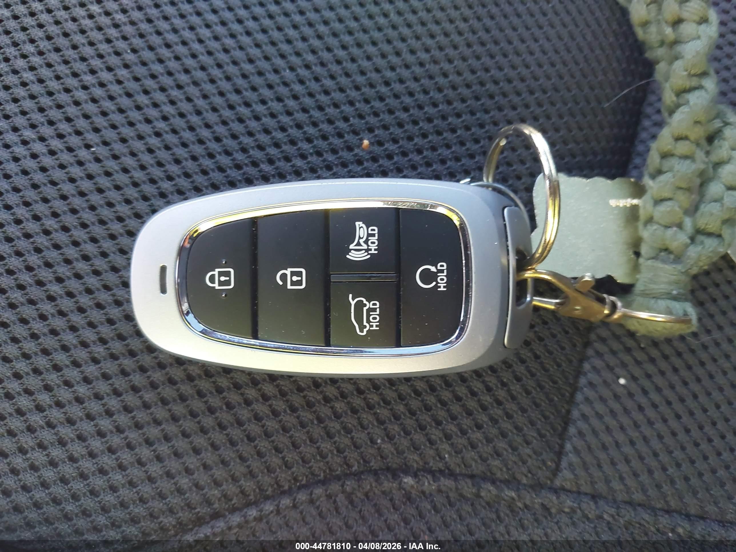 HYUNDAI TUCSON image 11