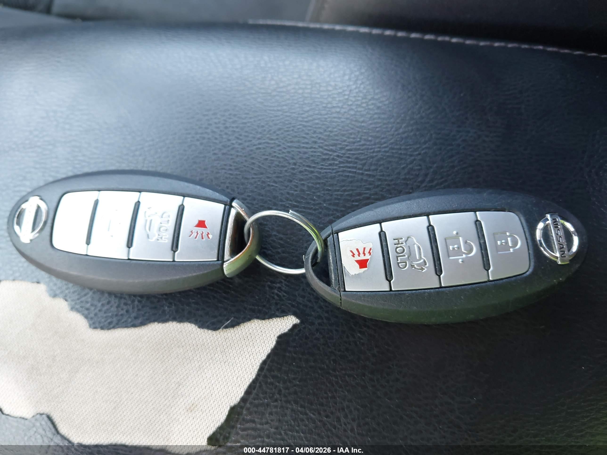 NISSAN ROGUE image 11