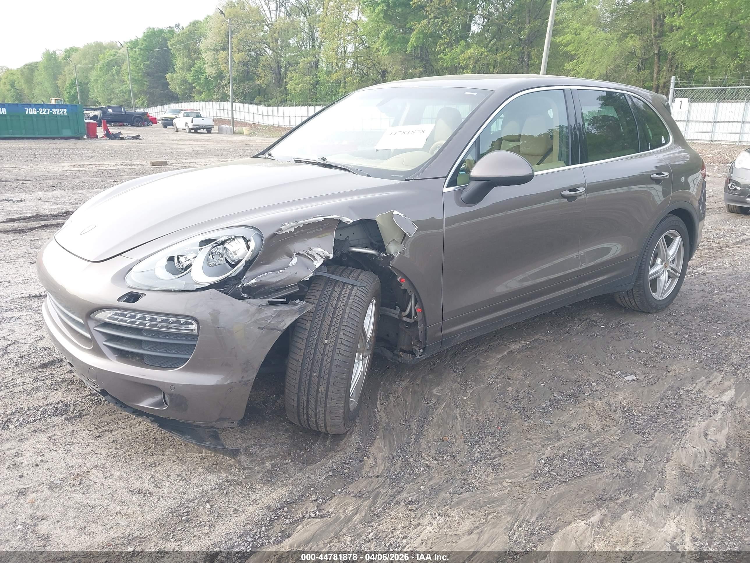 PORSCHE CAYENNE image 2