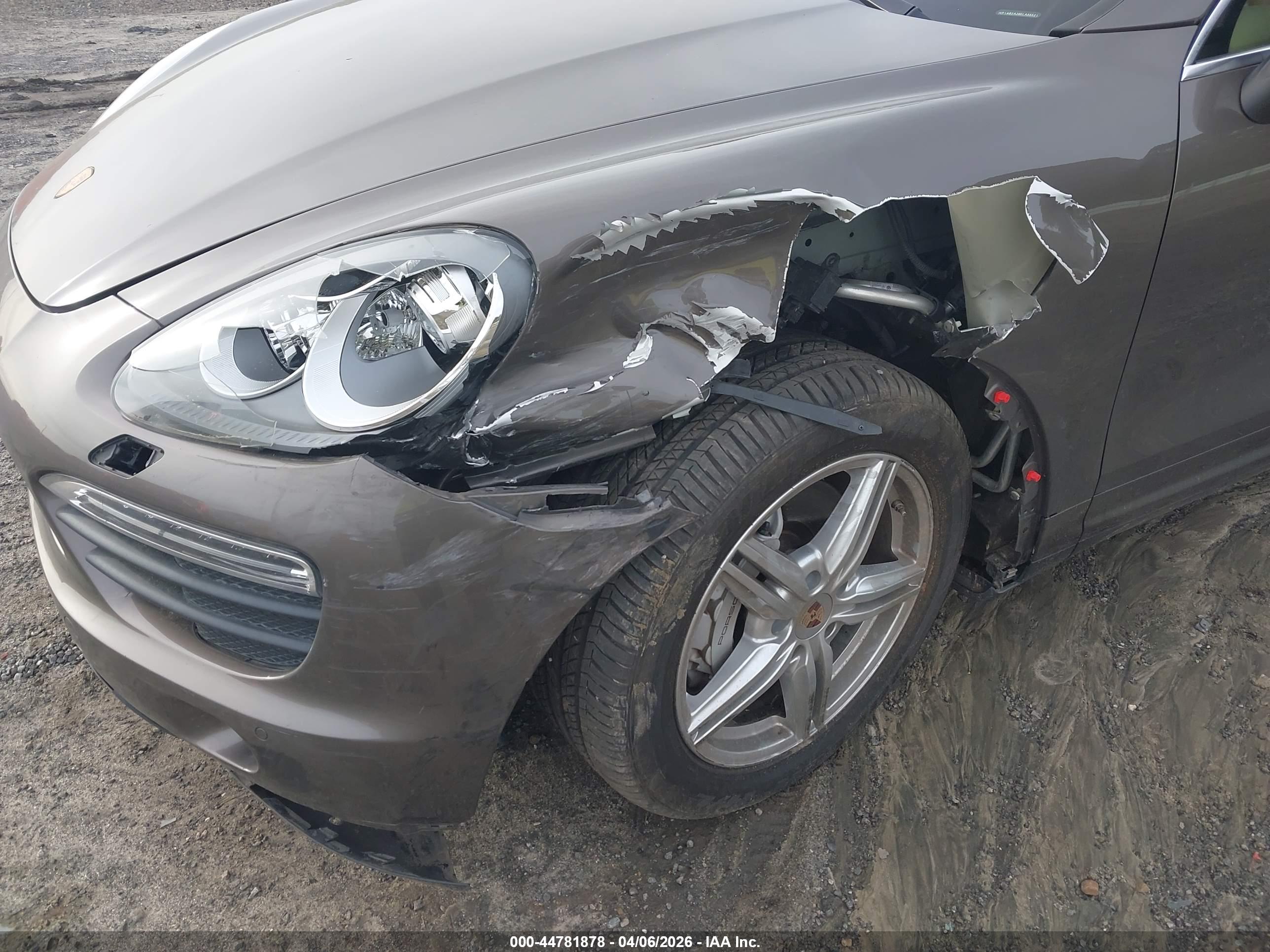 PORSCHE CAYENNE image 6
