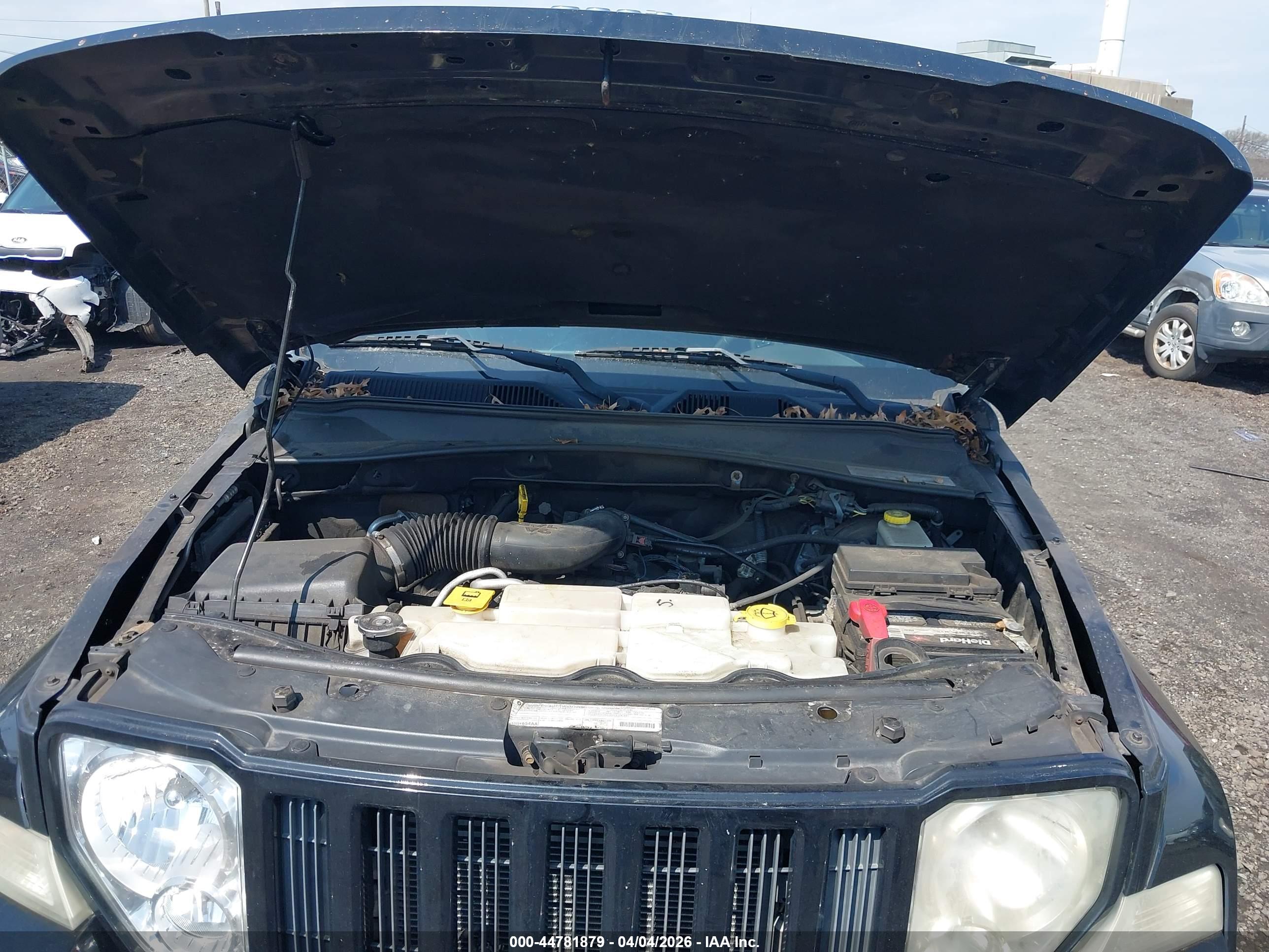 JEEP LIBERTY image 10