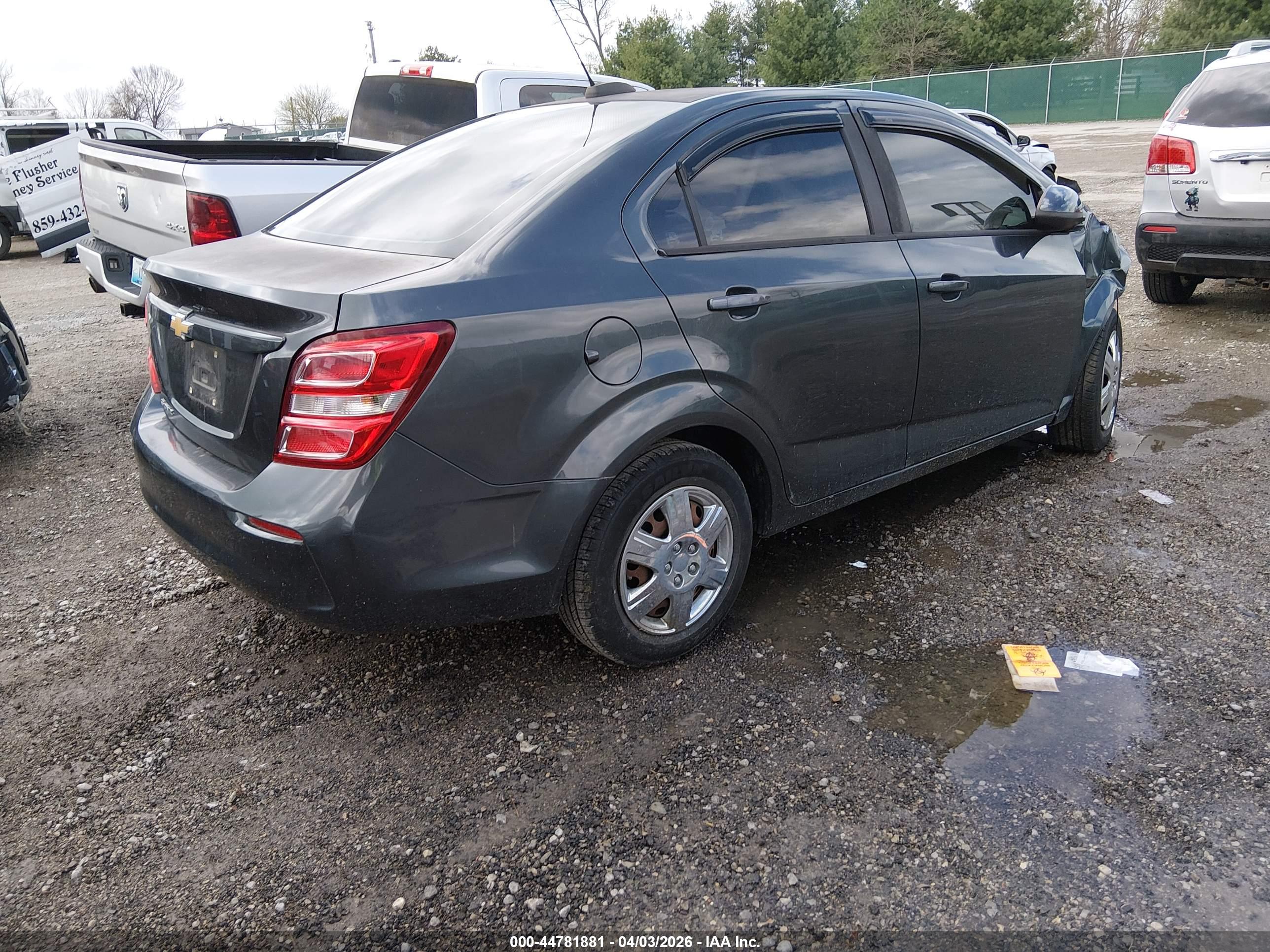 CHEVROLET SONIC image 4