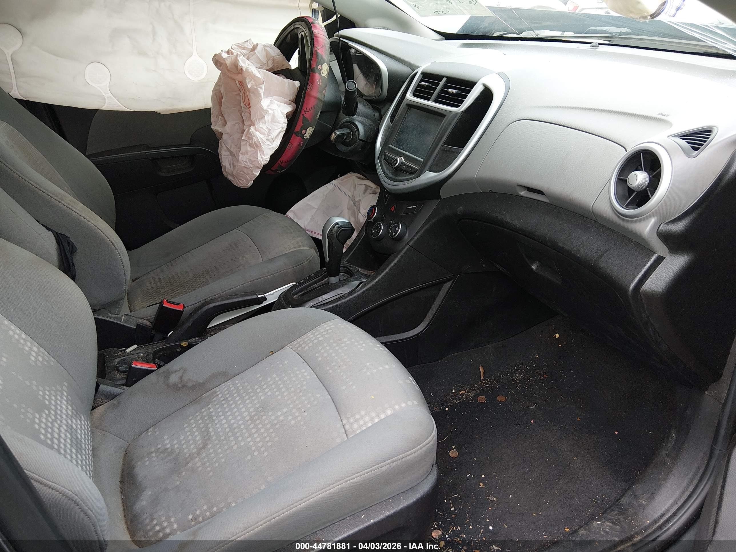 CHEVROLET SONIC image 5