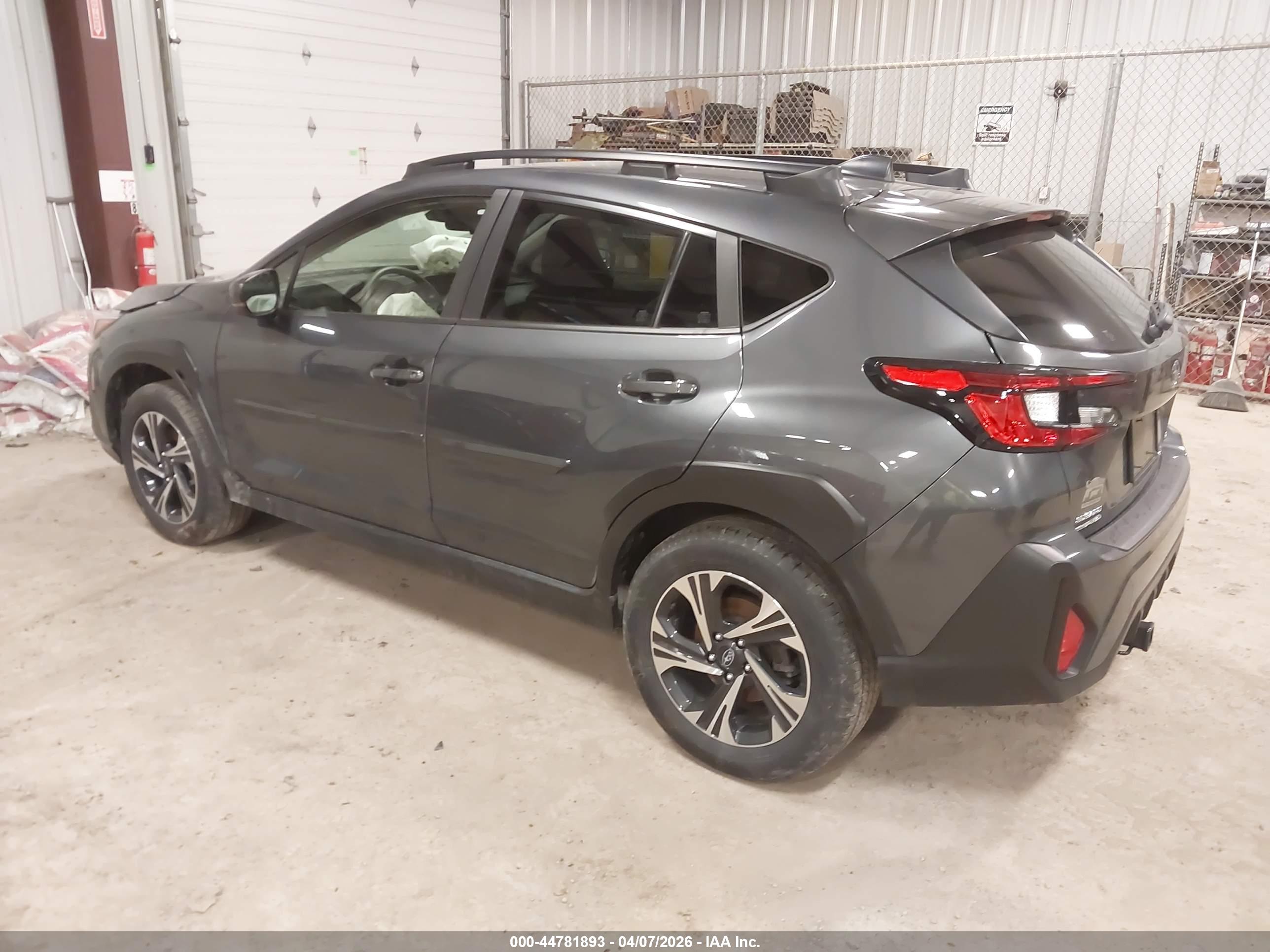 SUBARU CROSSTREK image 3