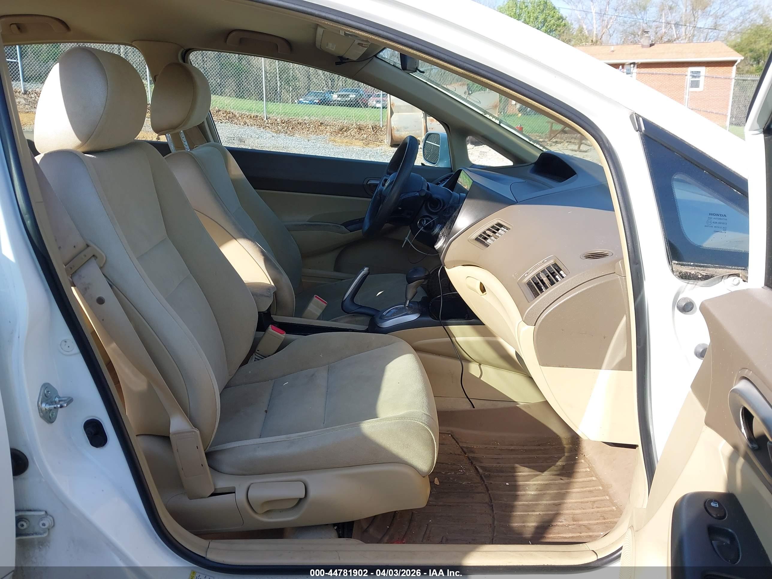 HONDA CIVIC image 5