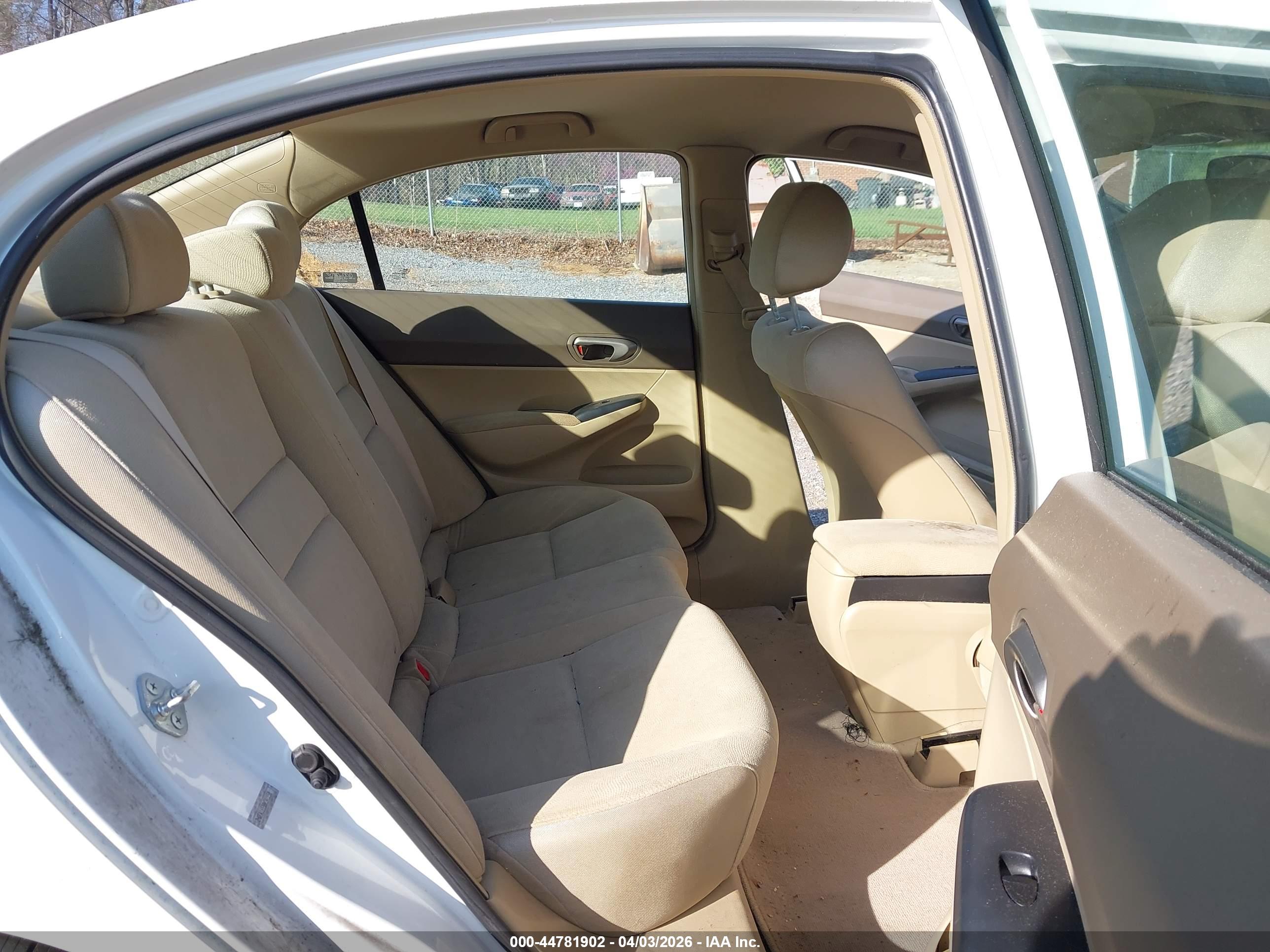 HONDA CIVIC image 8