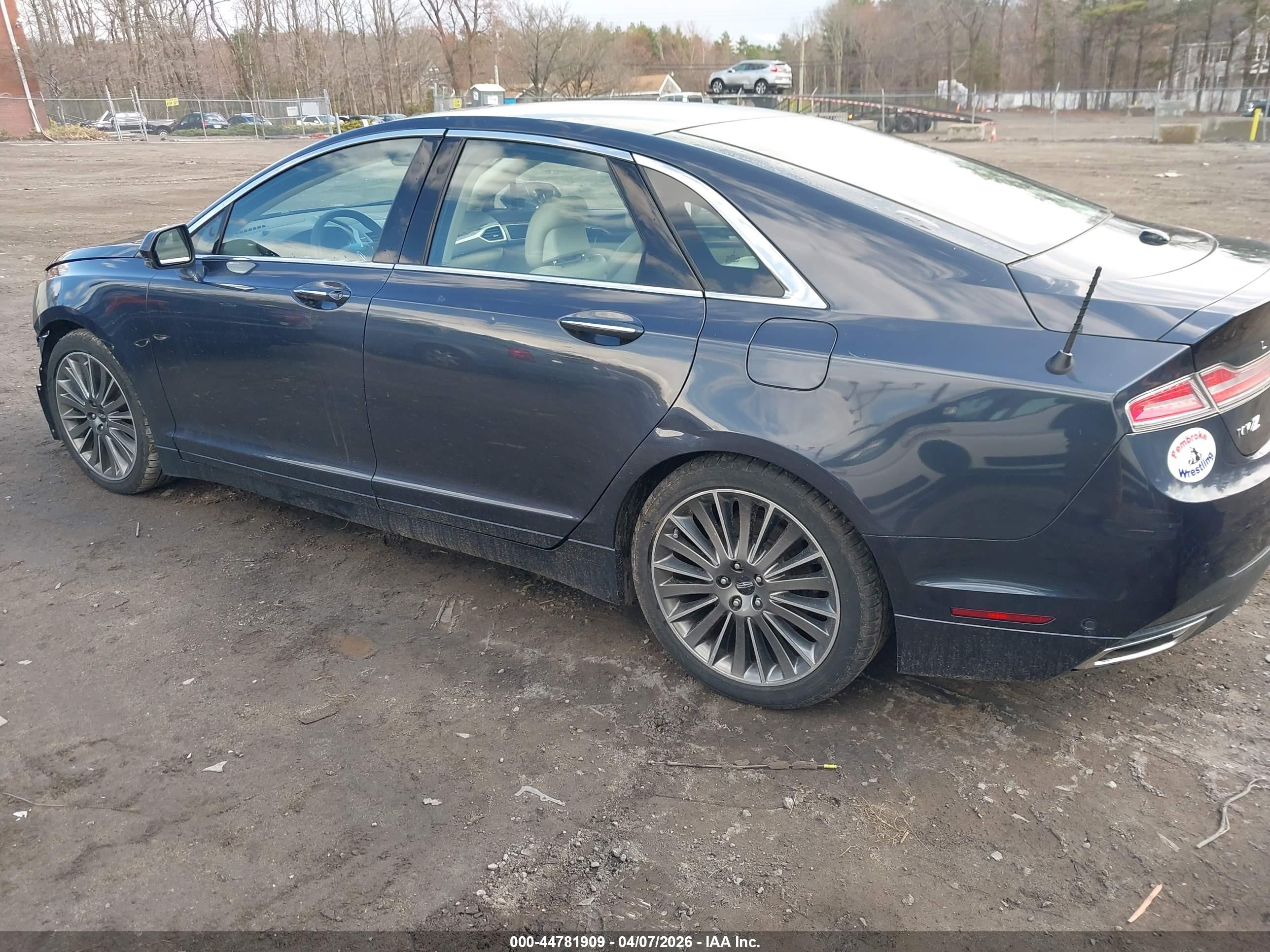 LINCOLN MKZ image 3