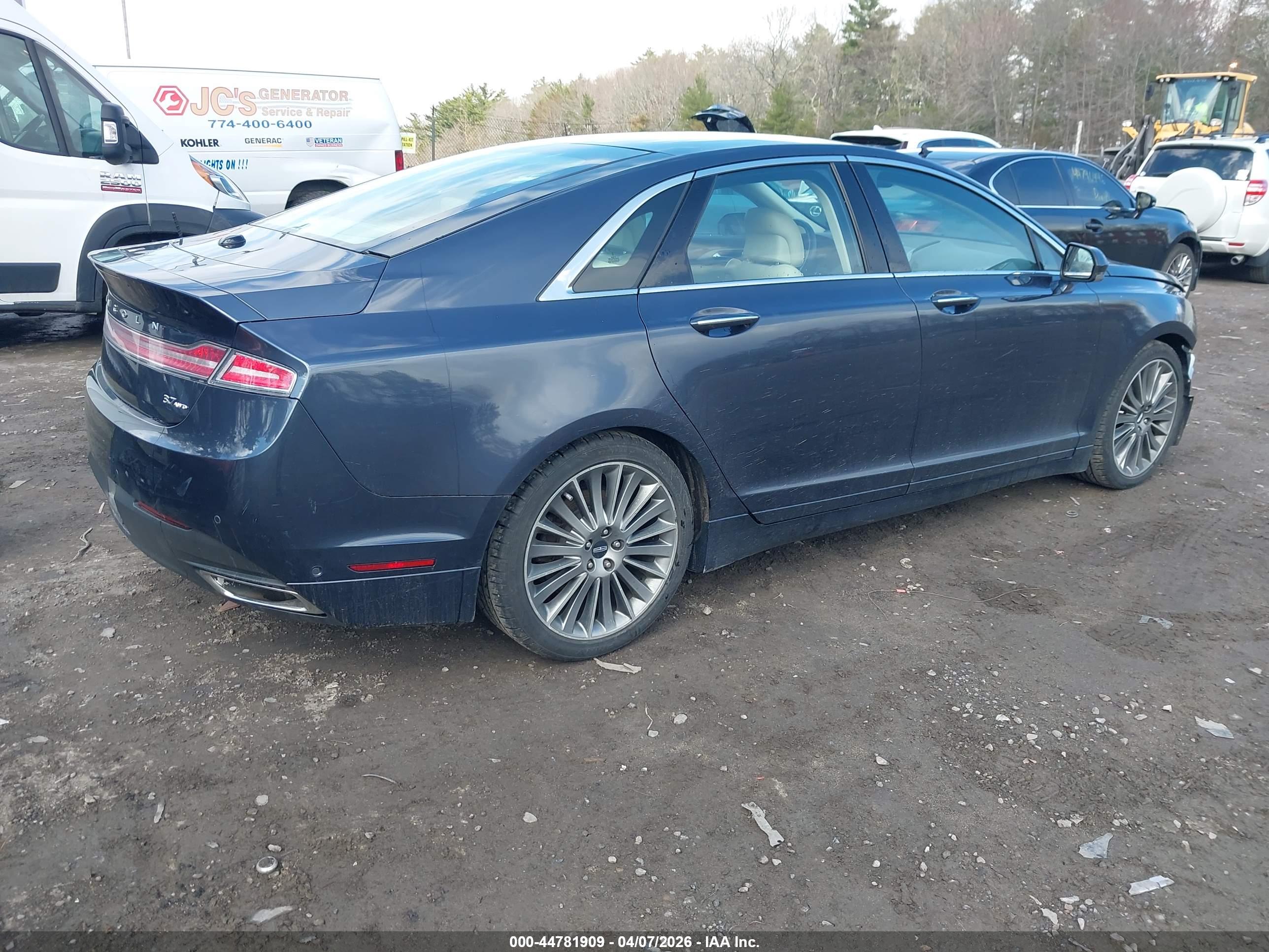 LINCOLN MKZ image 4