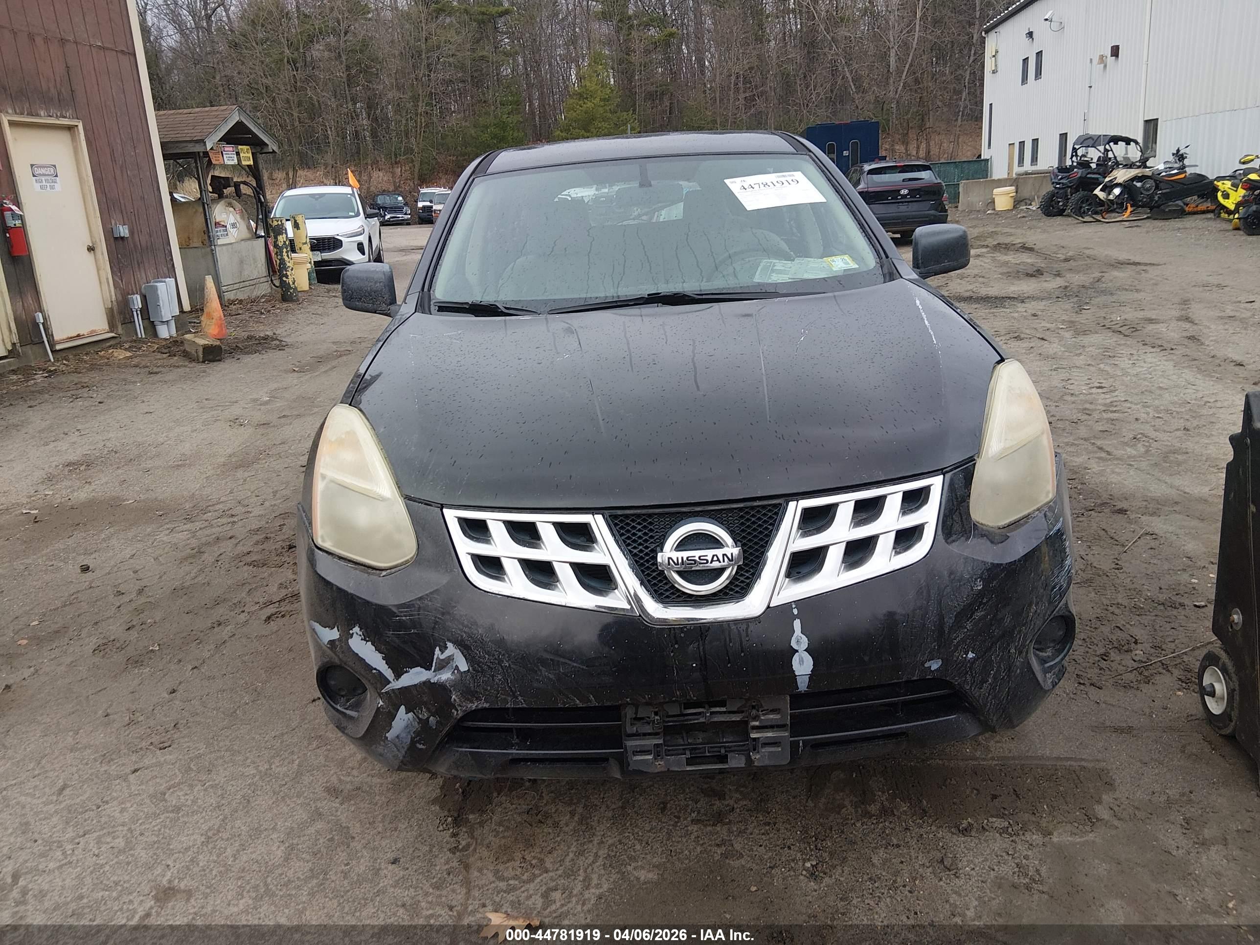 NISSAN ROGUE image 6