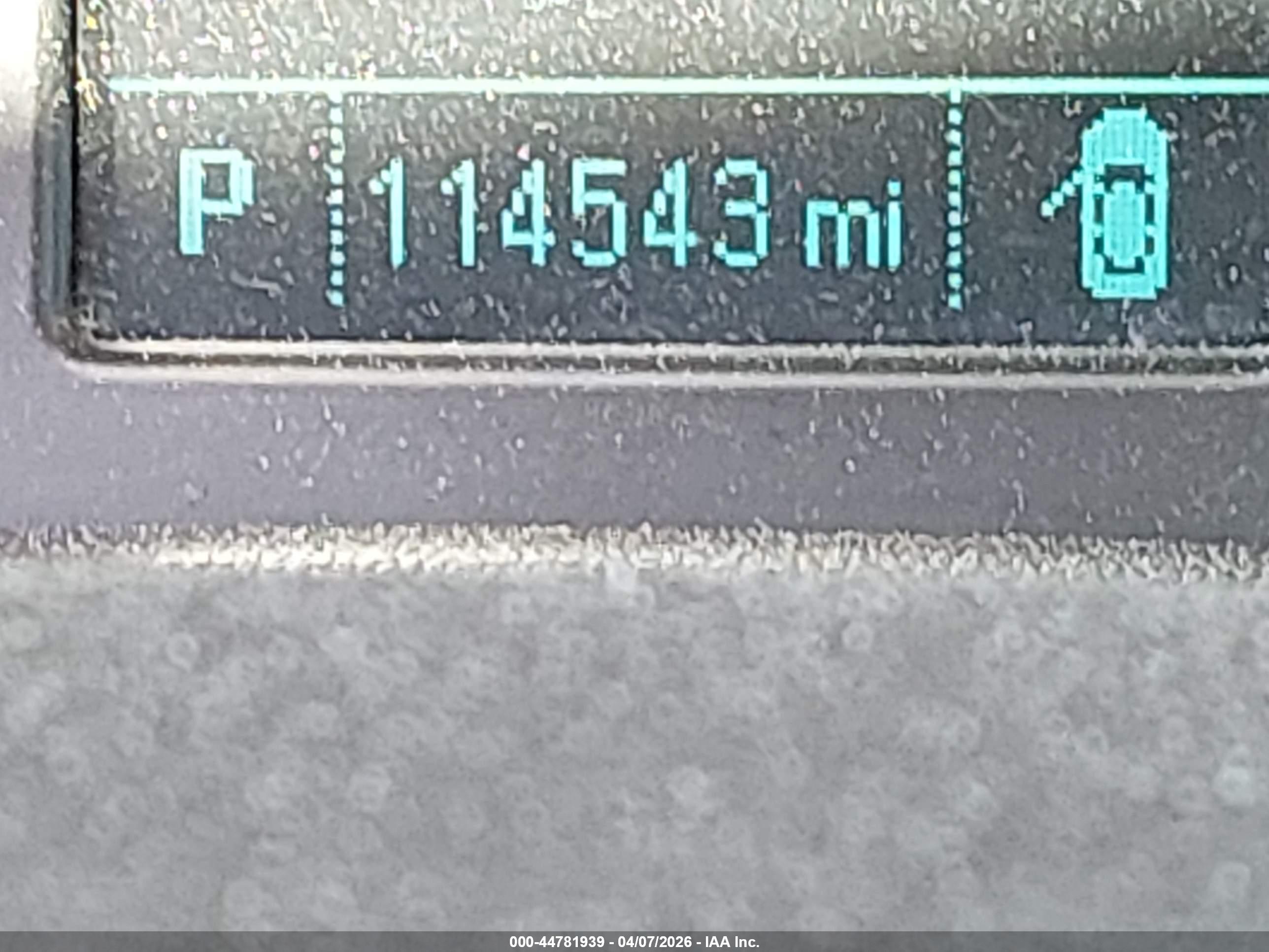 BUICK VERANO image 7