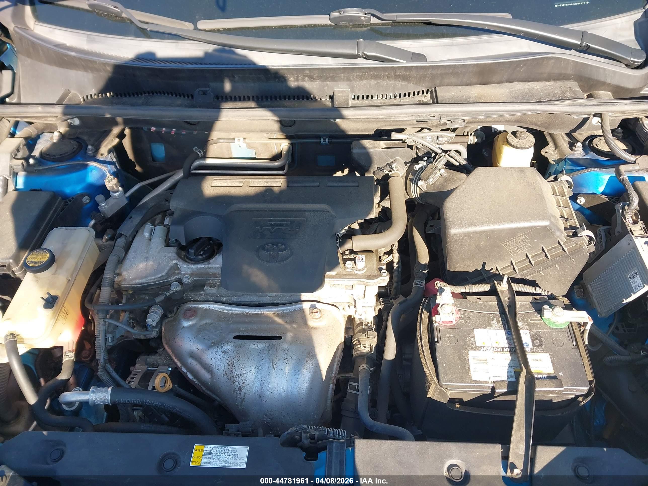 TOYOTA RAV4 image 10