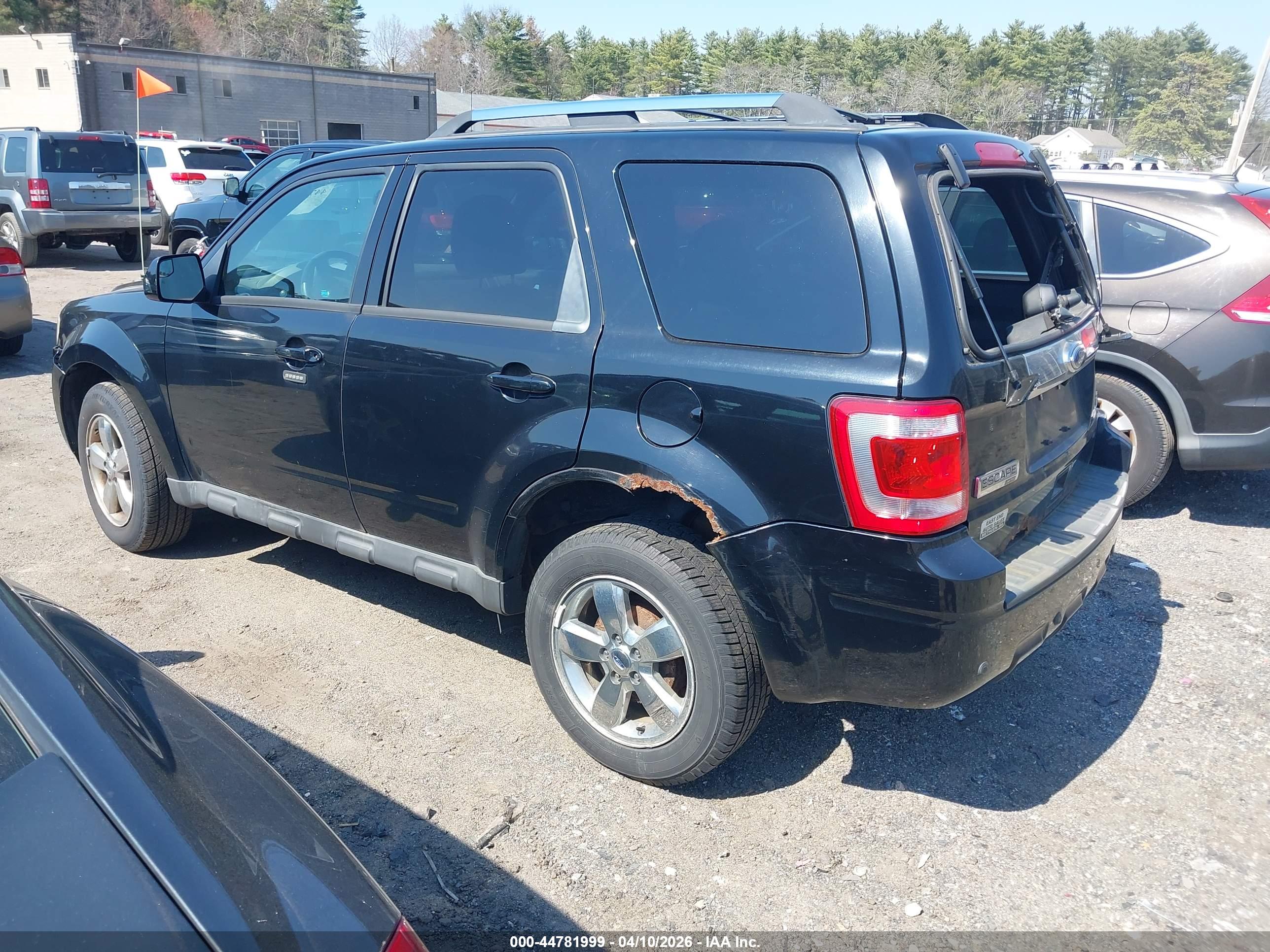 FORD ESCAPE image 3