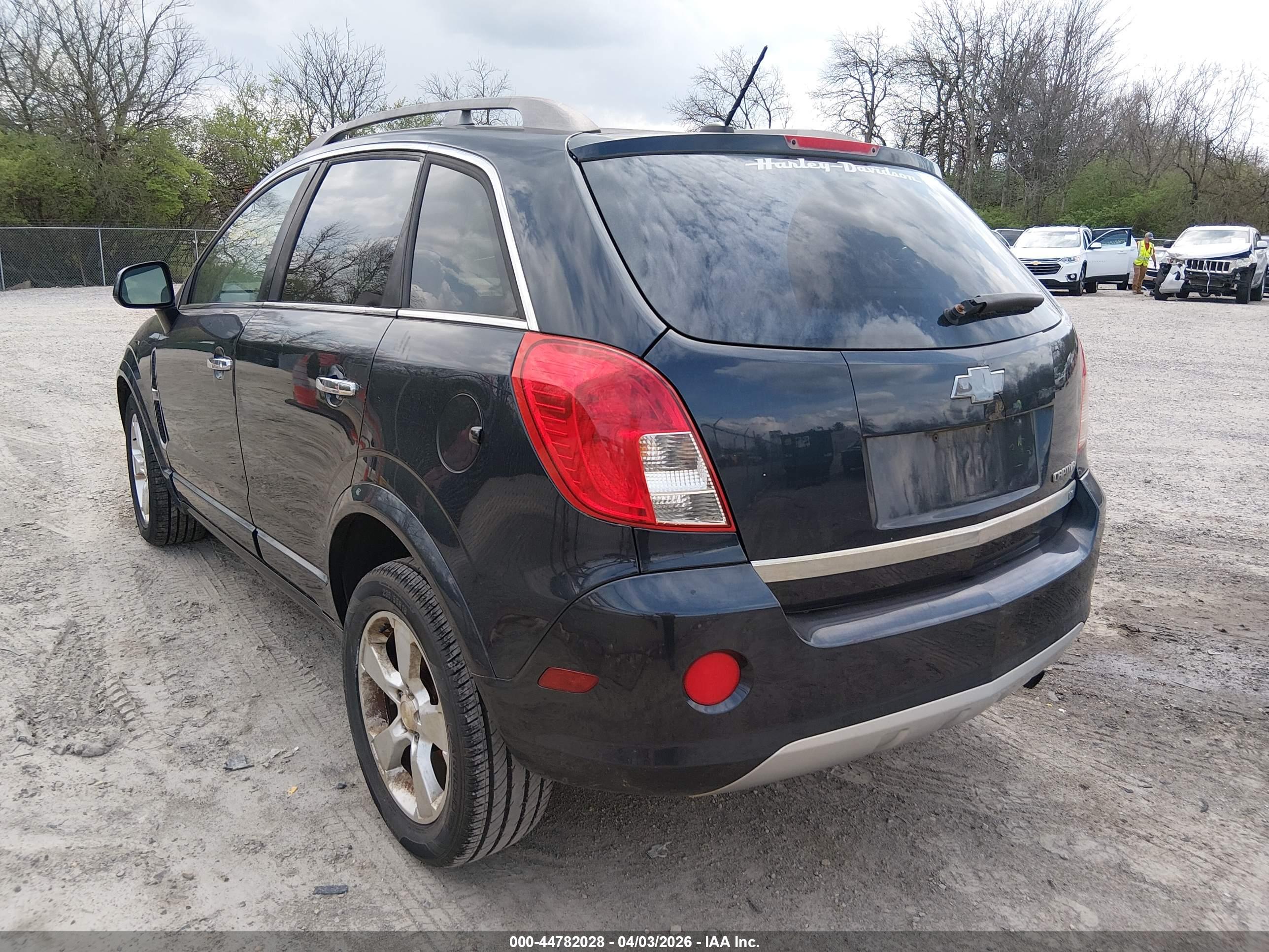 CHEVROLET CAPTIVA image 3