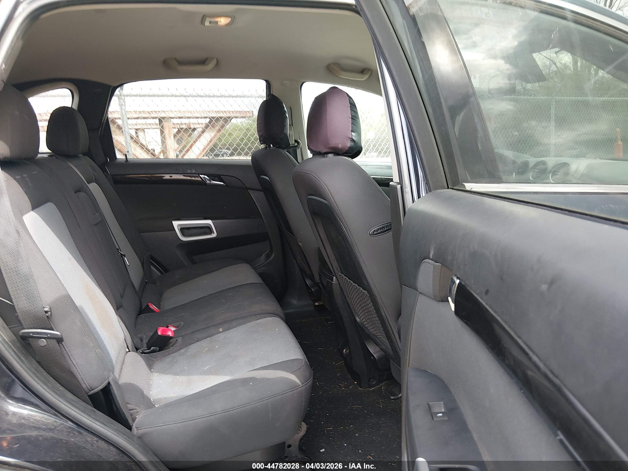 CHEVROLET CAPTIVA image 8