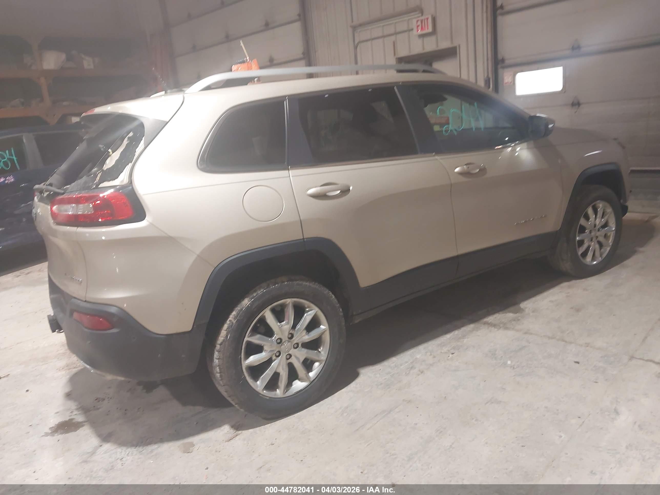 JEEP CHEROKEE image 4