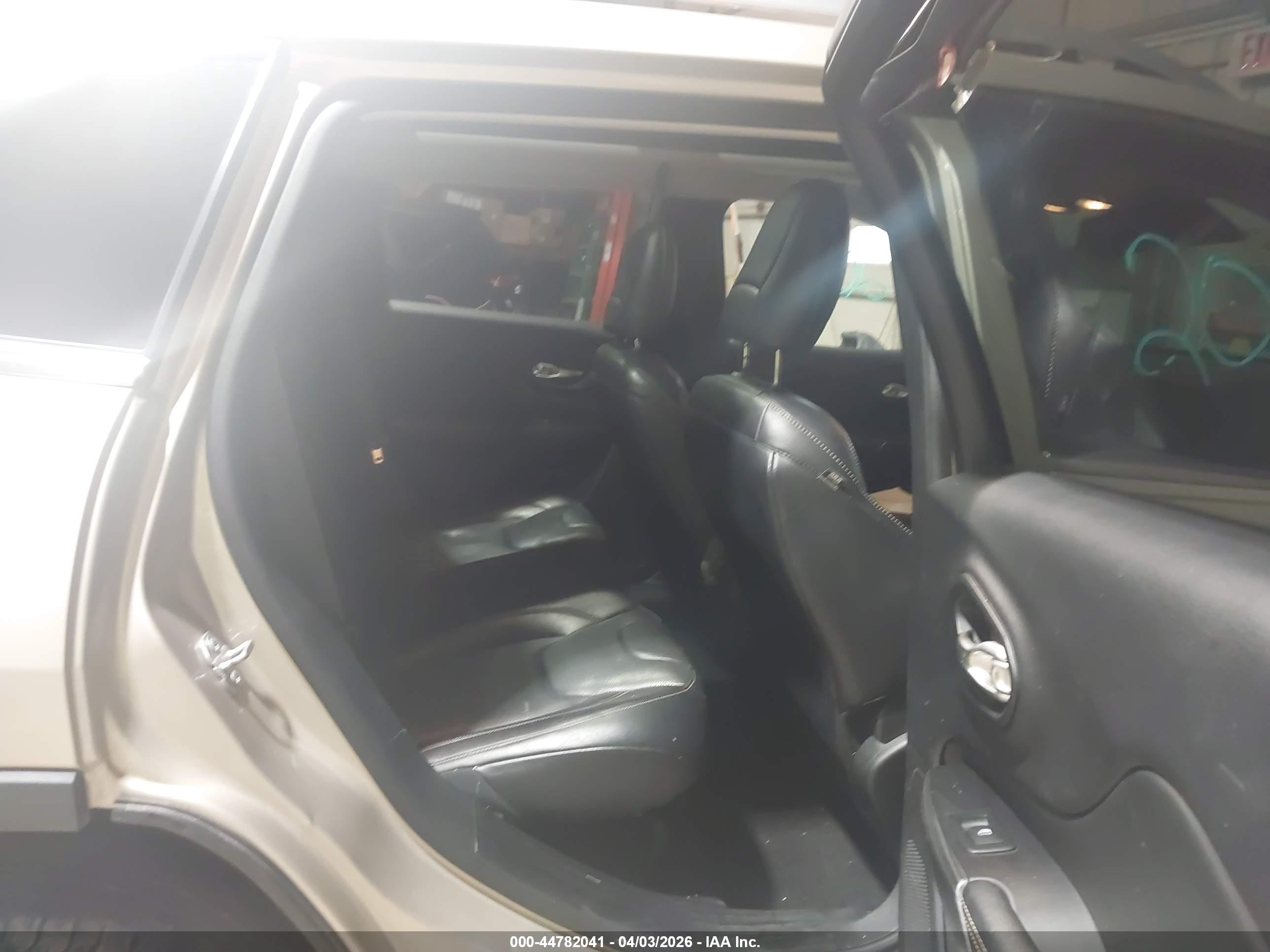 JEEP CHEROKEE image 8
