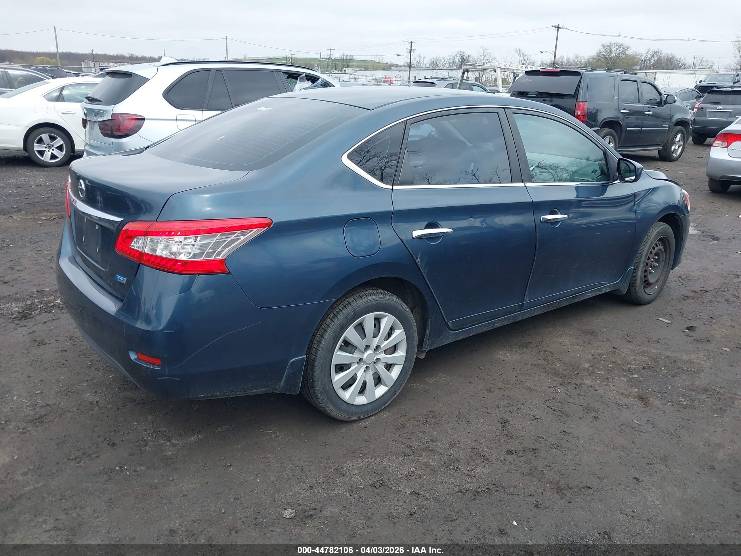NISSAN SENTRA image 4