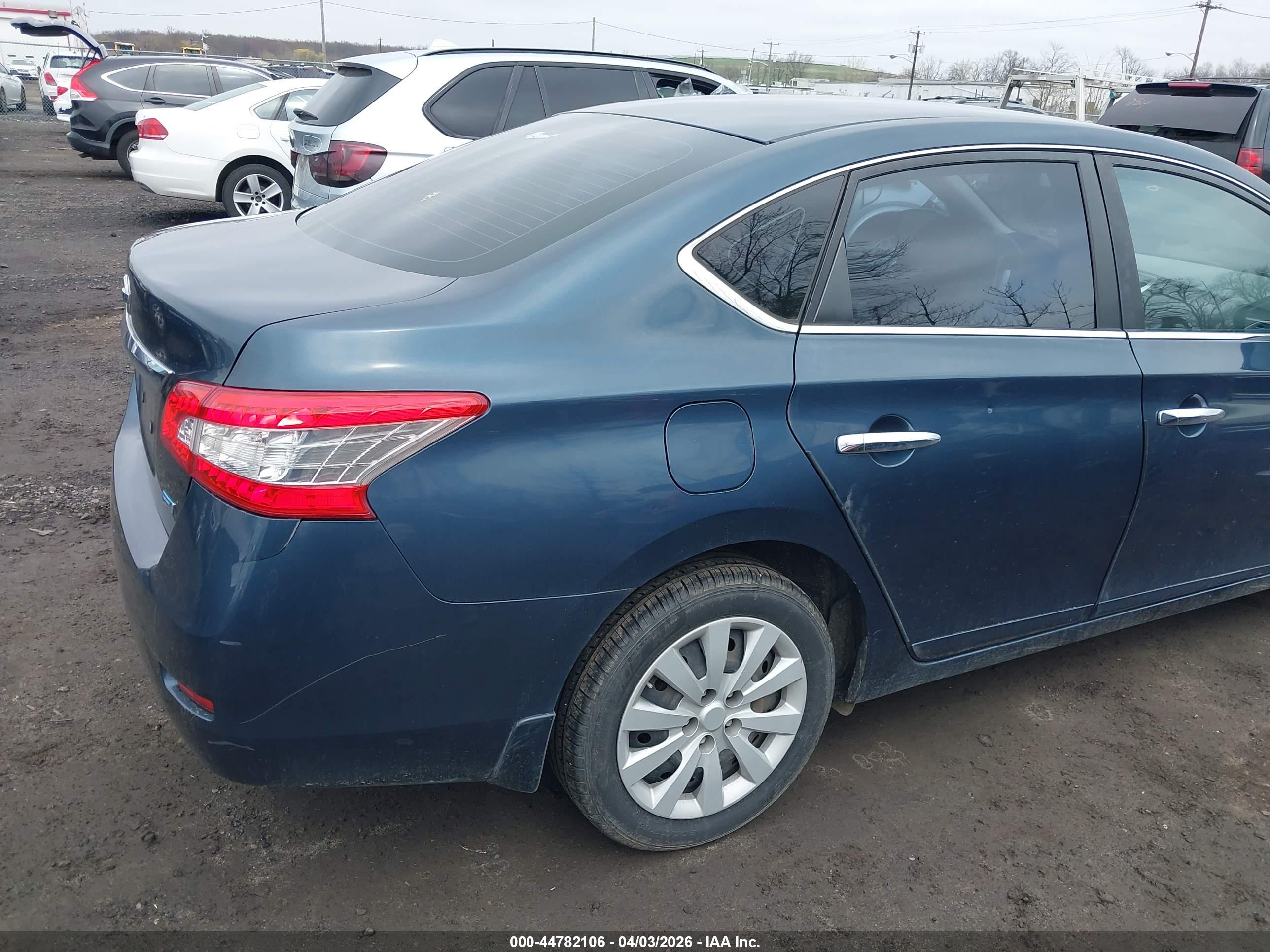 NISSAN SENTRA image 6