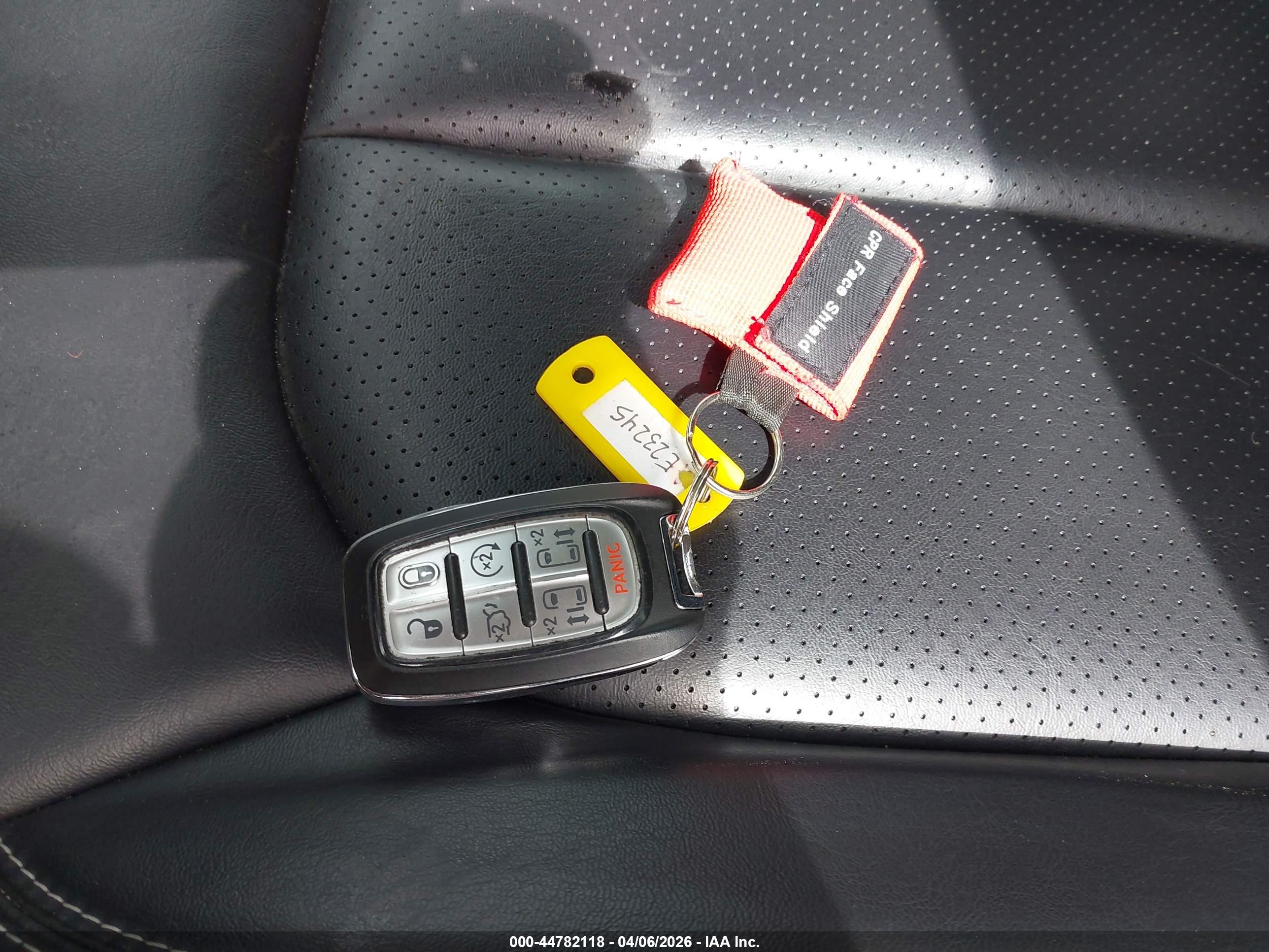CHRYSLER PACIFICA image 11