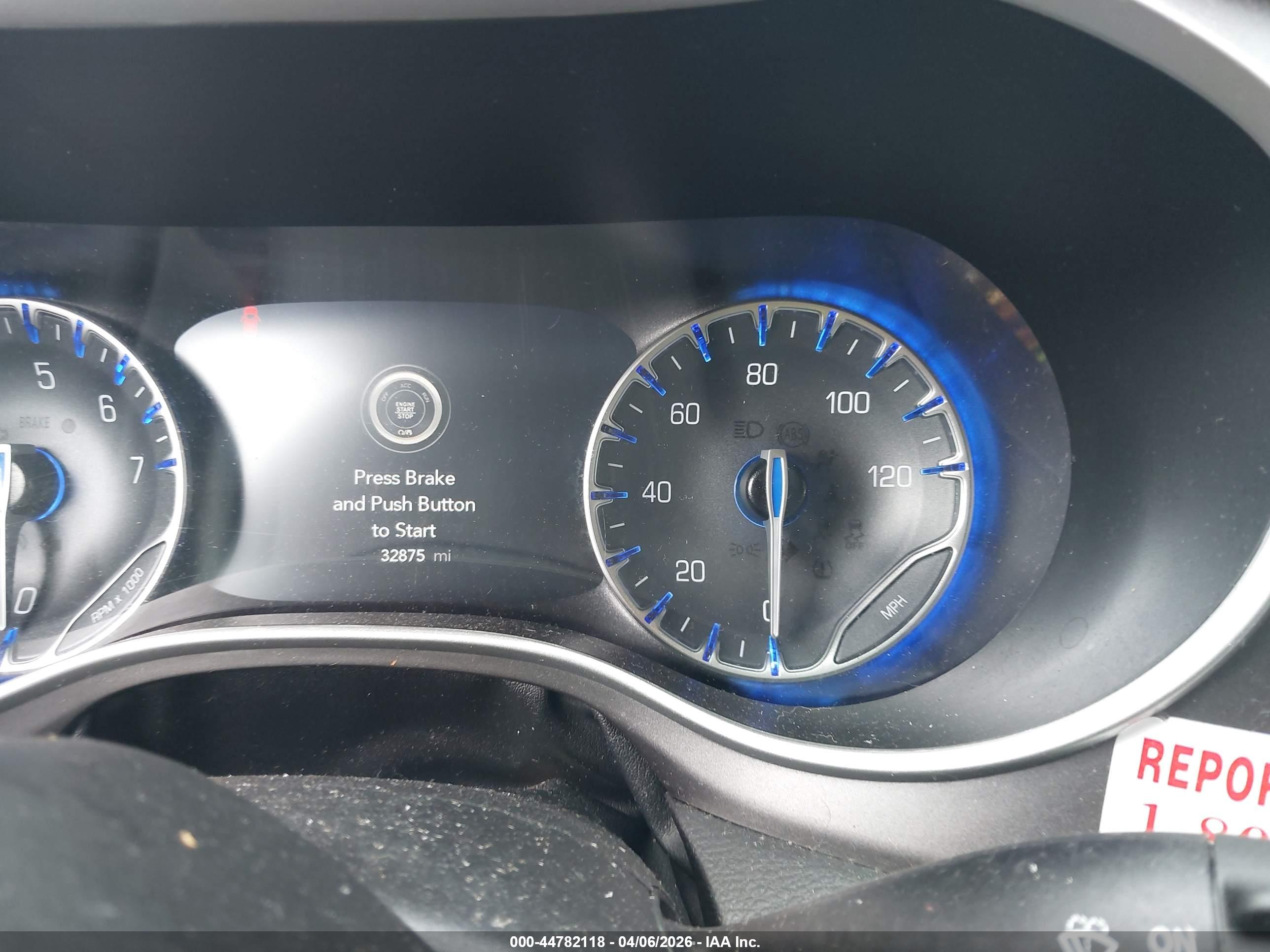 CHRYSLER PACIFICA image 7