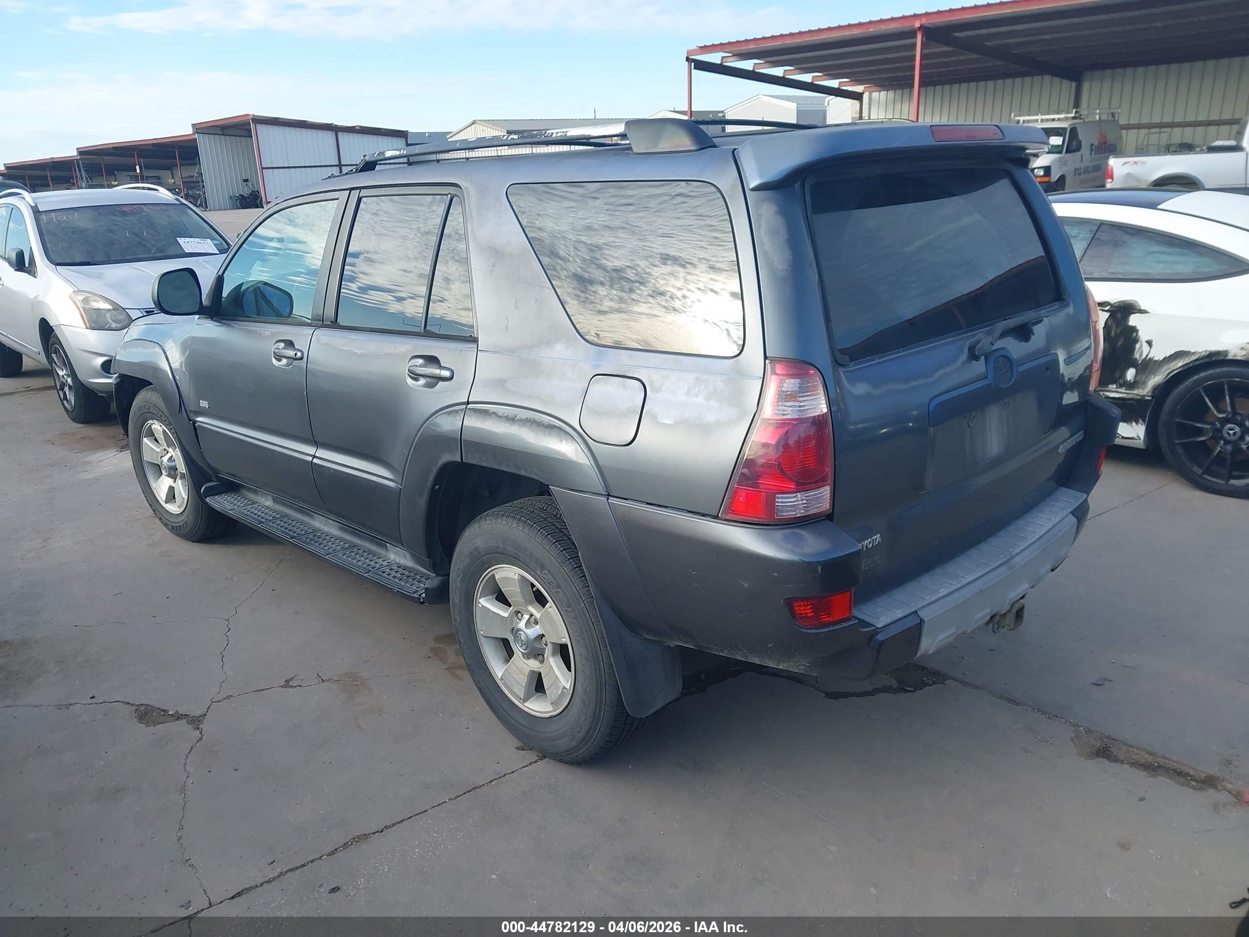 TOYOTA 4RUNNER image 3