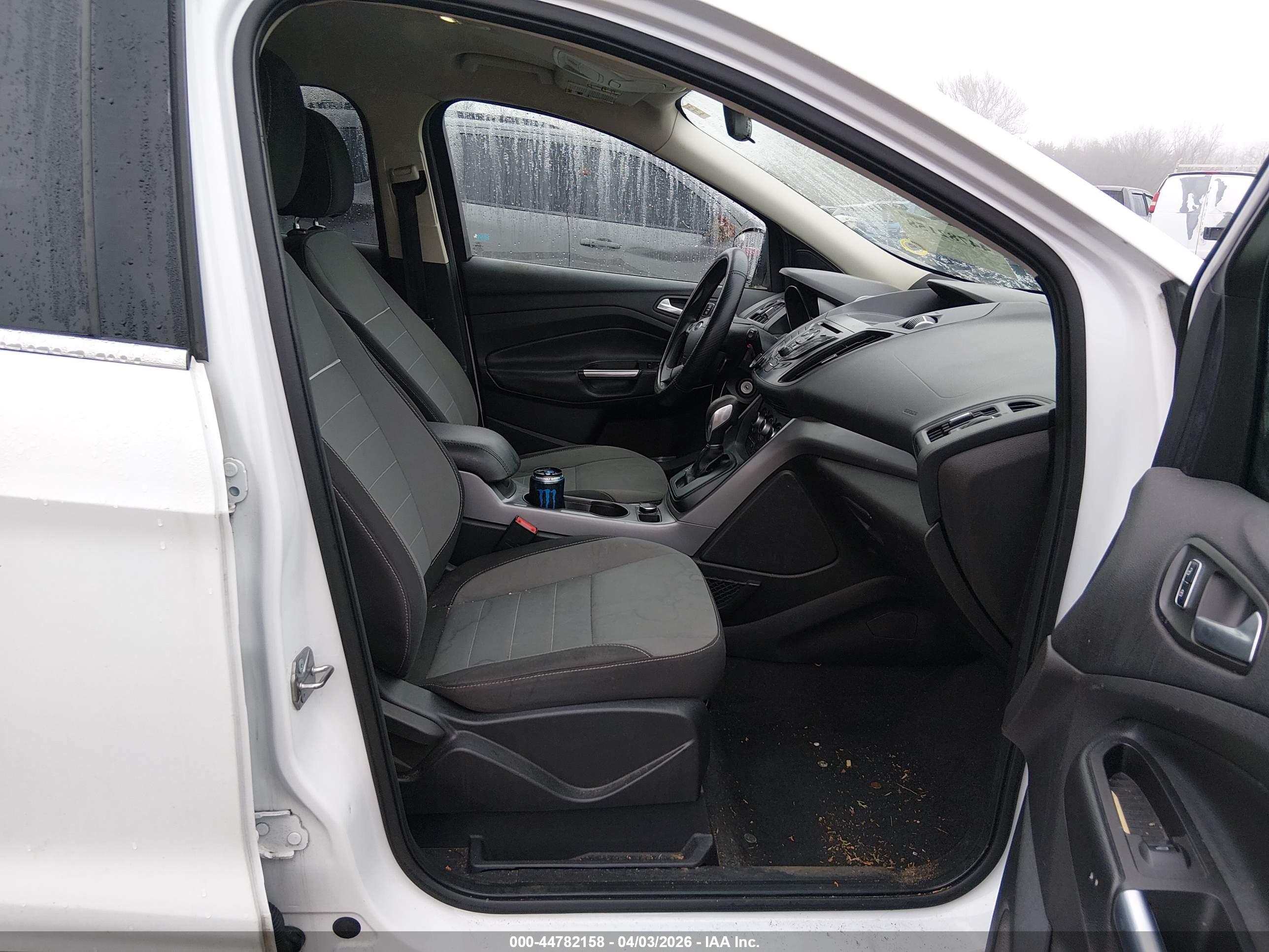 FORD ESCAPE image 5