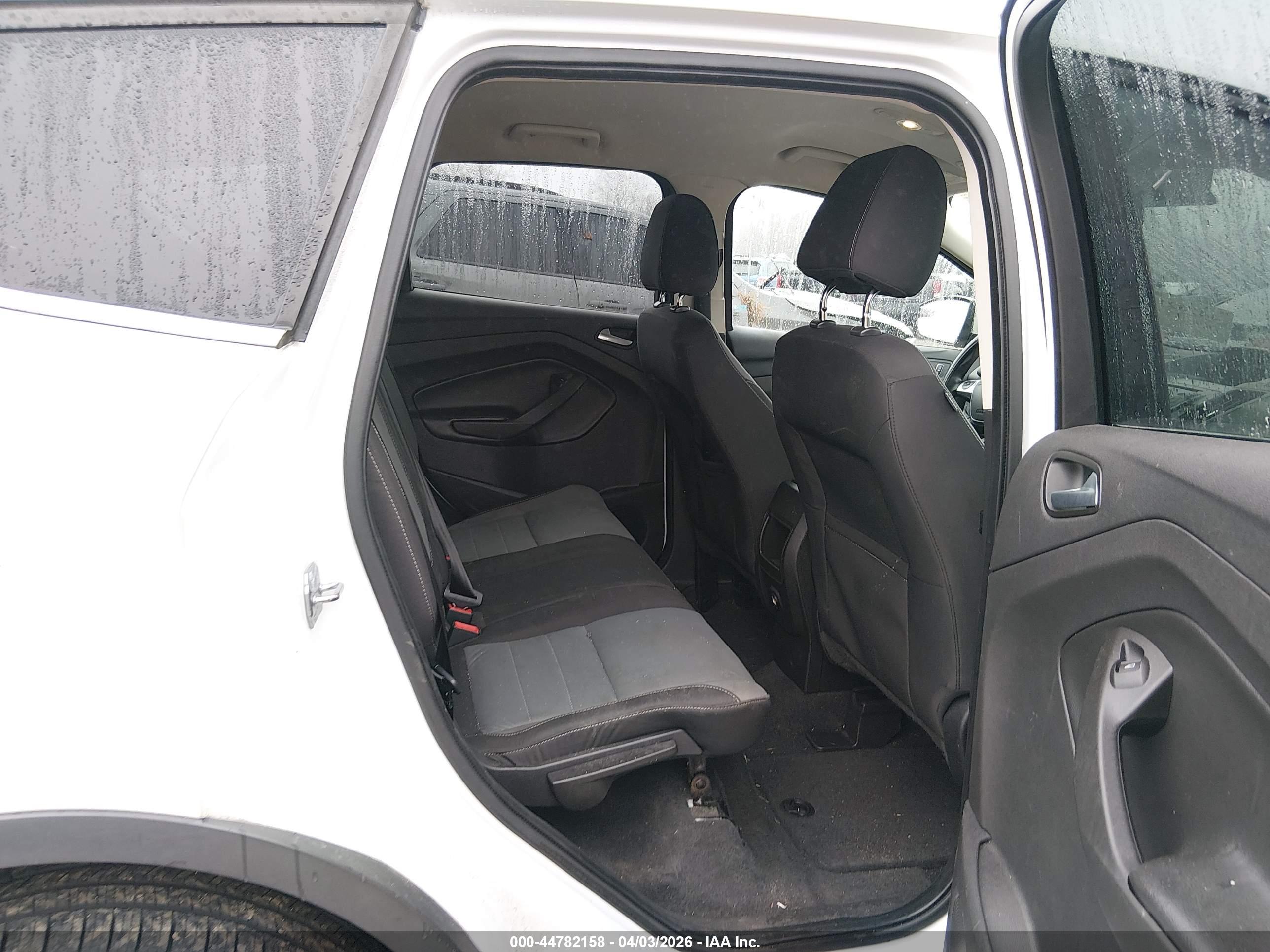 FORD ESCAPE image 8