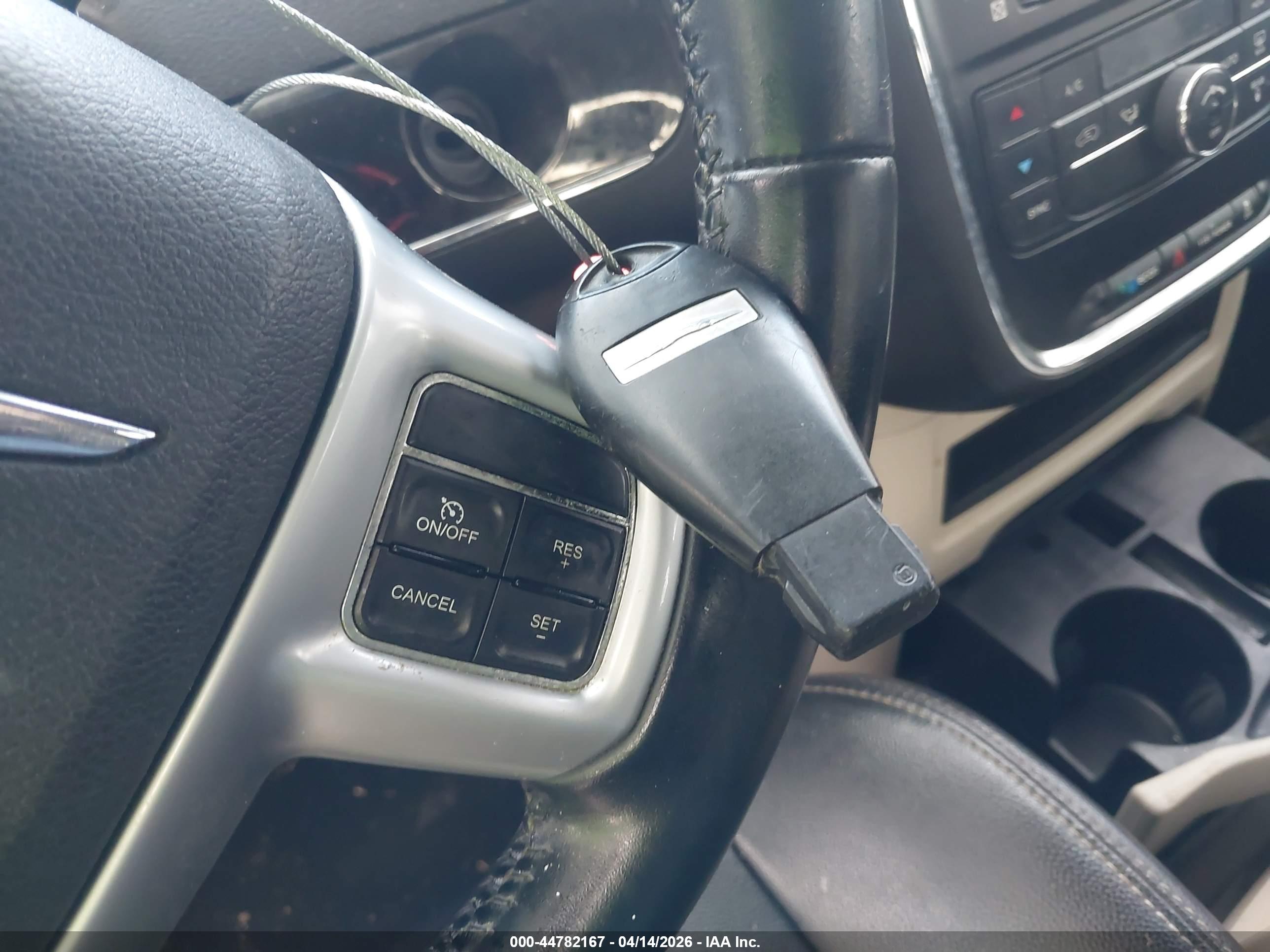CHRYSLER TOWN image 11