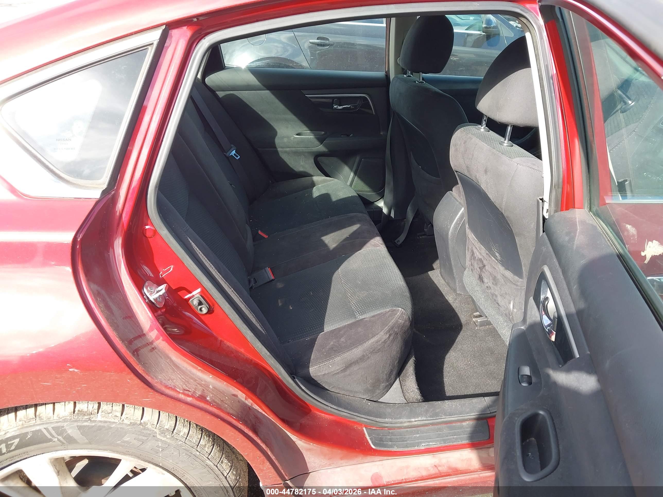 NISSAN ALTIMA image 8