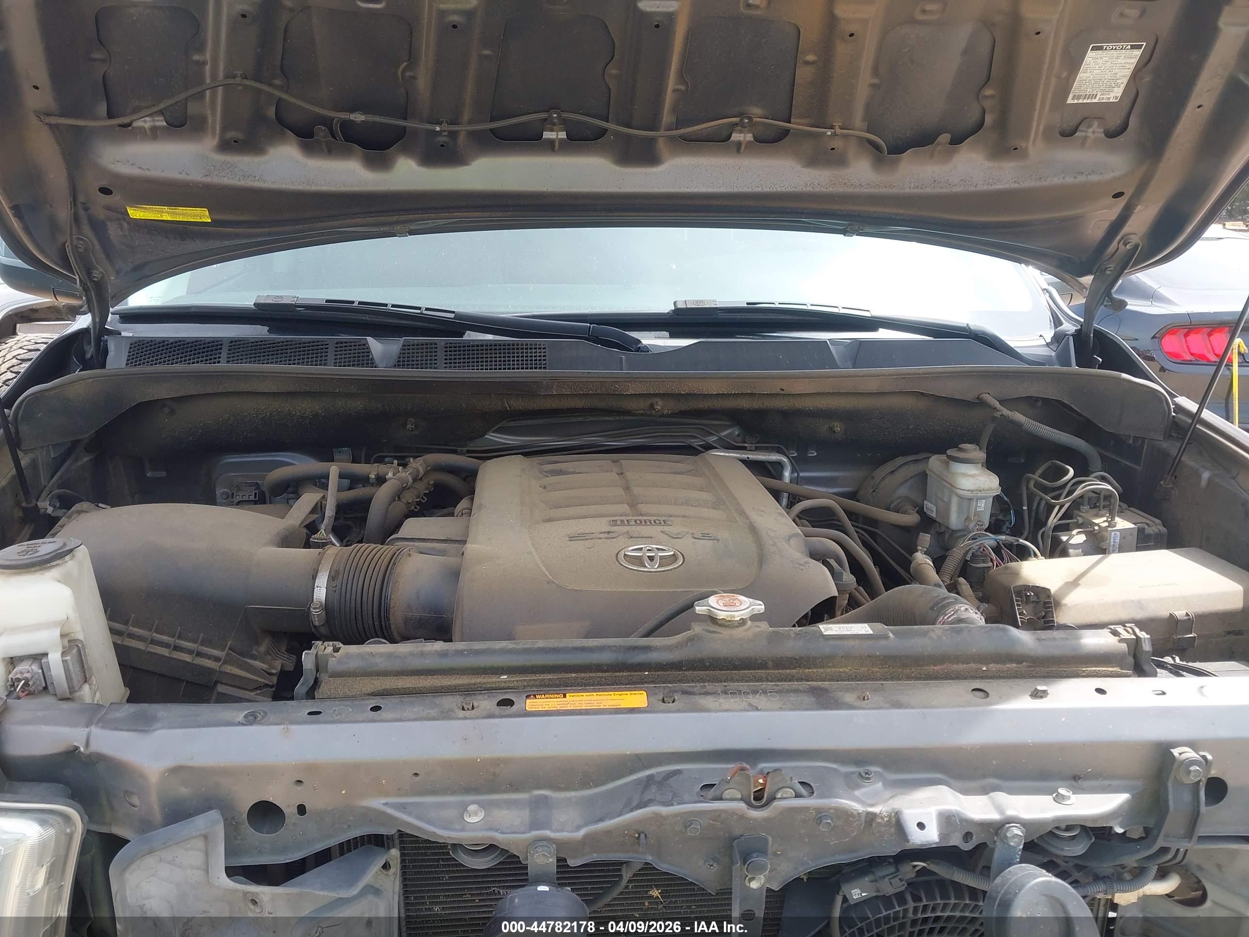 TOYOTA SEQUOIA image 10