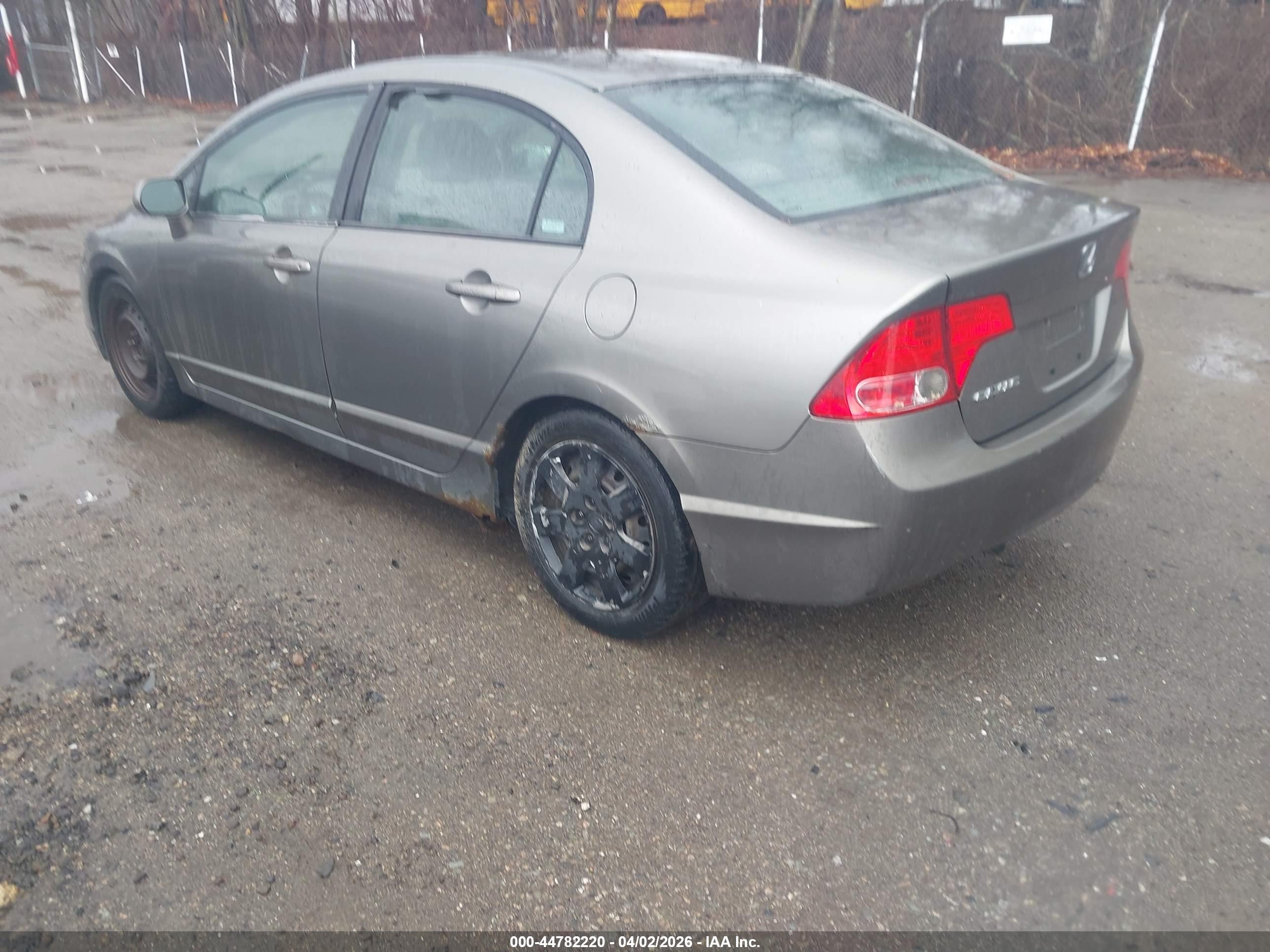 HONDA CIVIC image 3