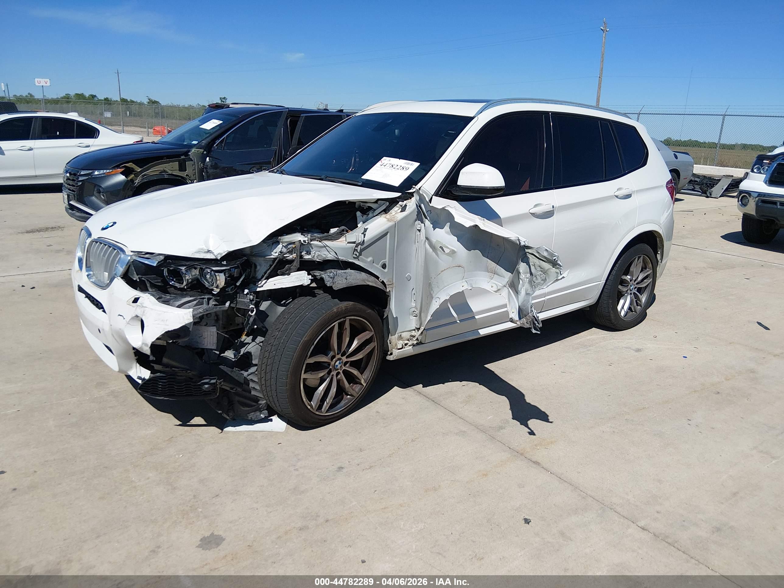 BMW X3 image 2
