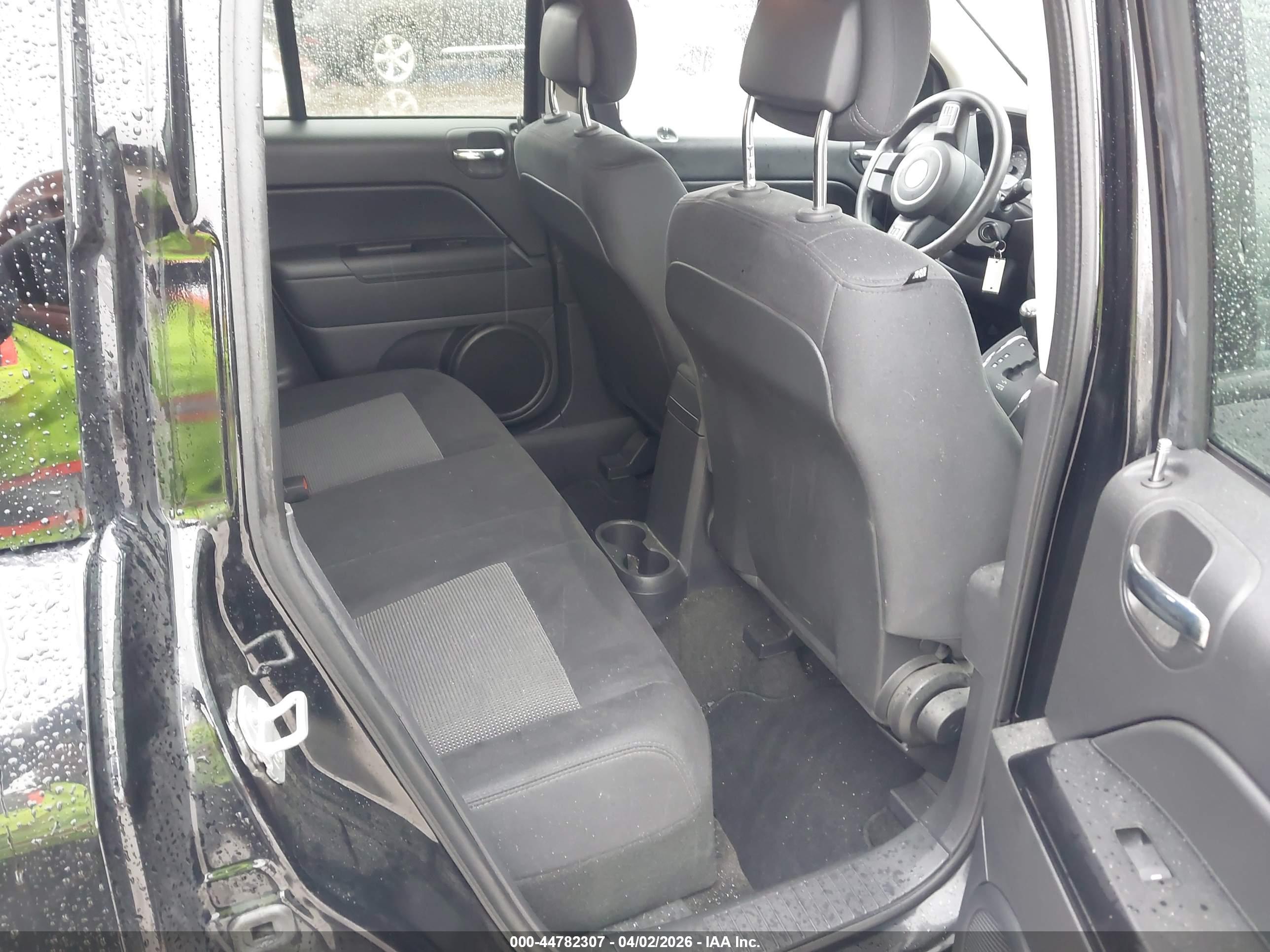 JEEP COMPASS image 8