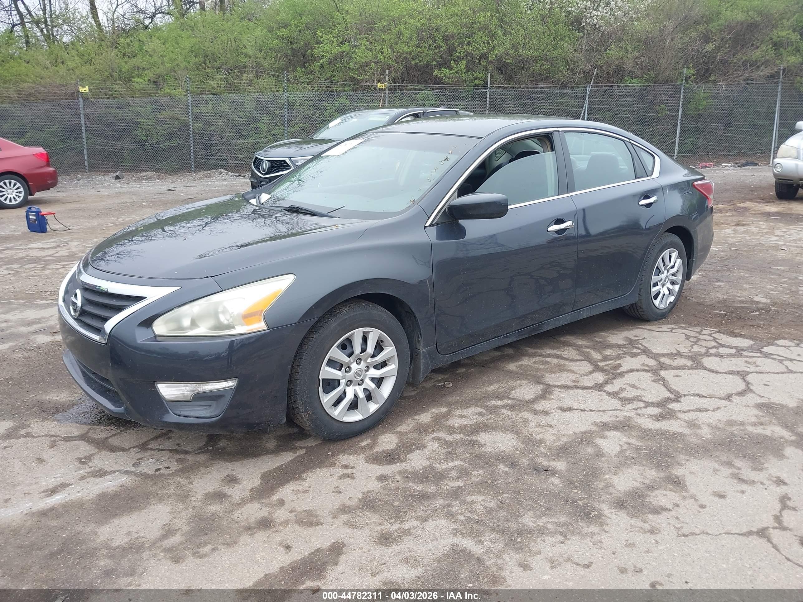 NISSAN ALTIMA image 2
