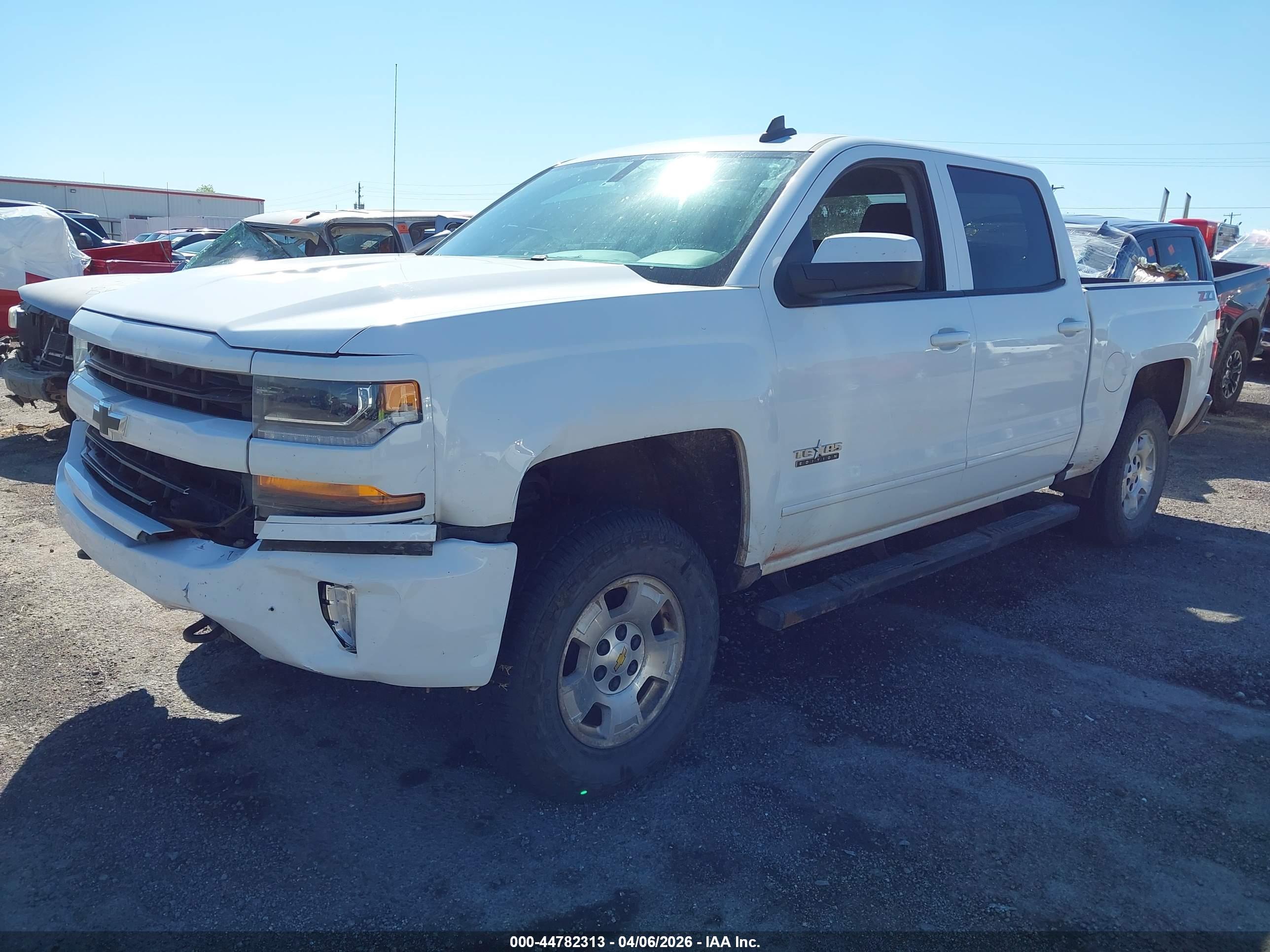 CHEVROLET SILVERADO image 2
