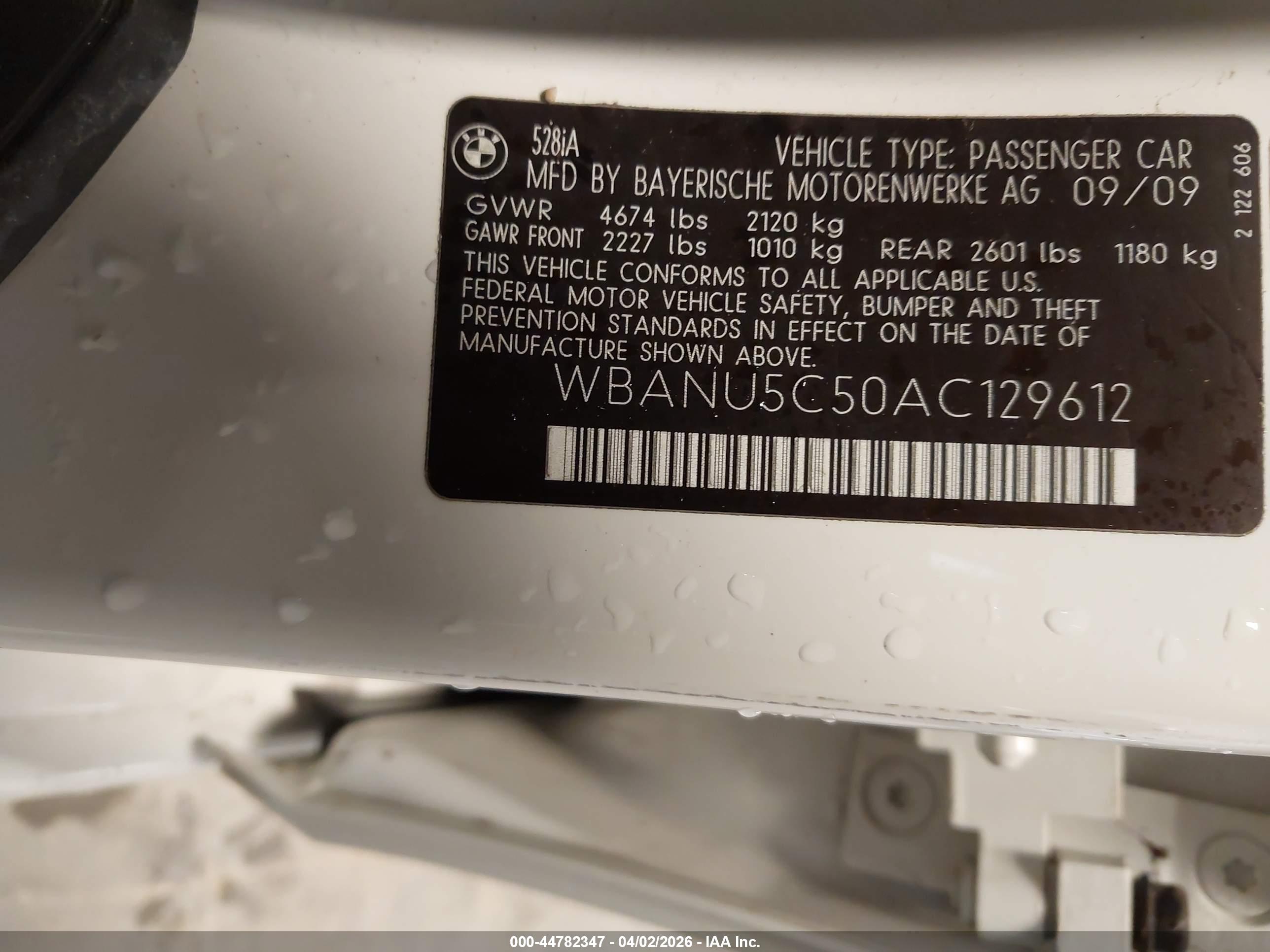 BMW 528I image 9
