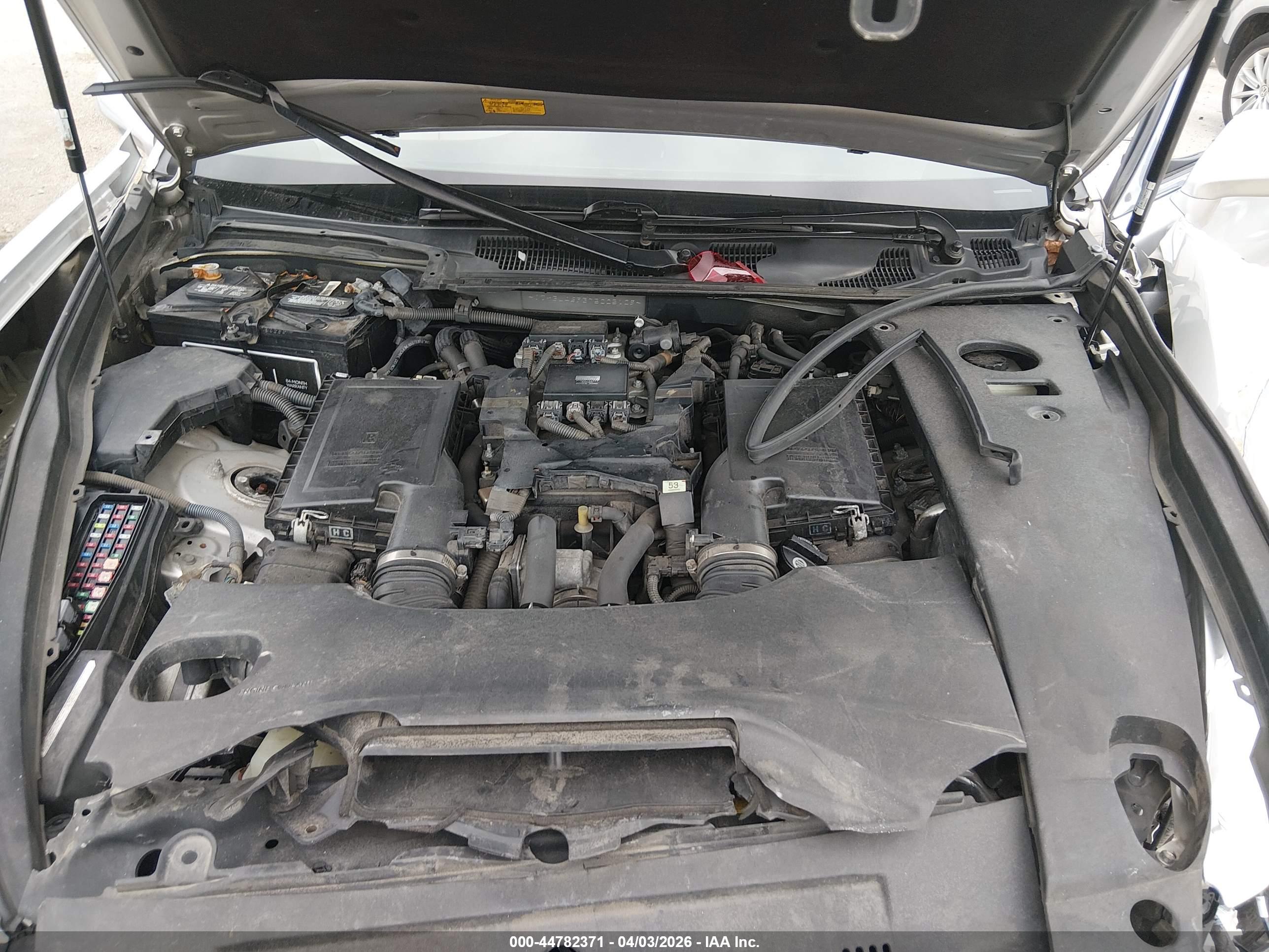 LEXUS LS image 10