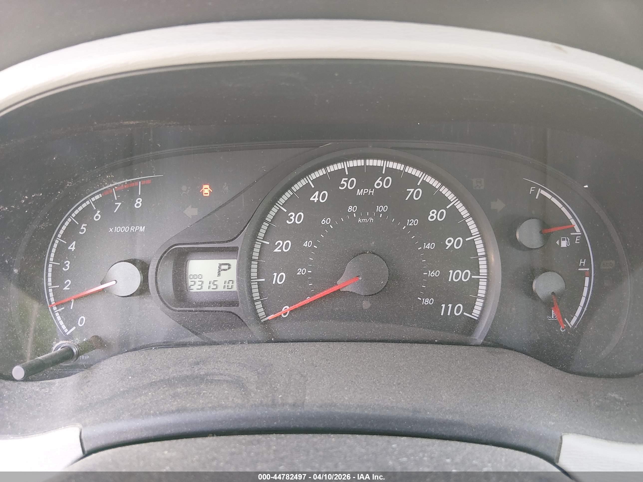 TOYOTA SIENNA image 7