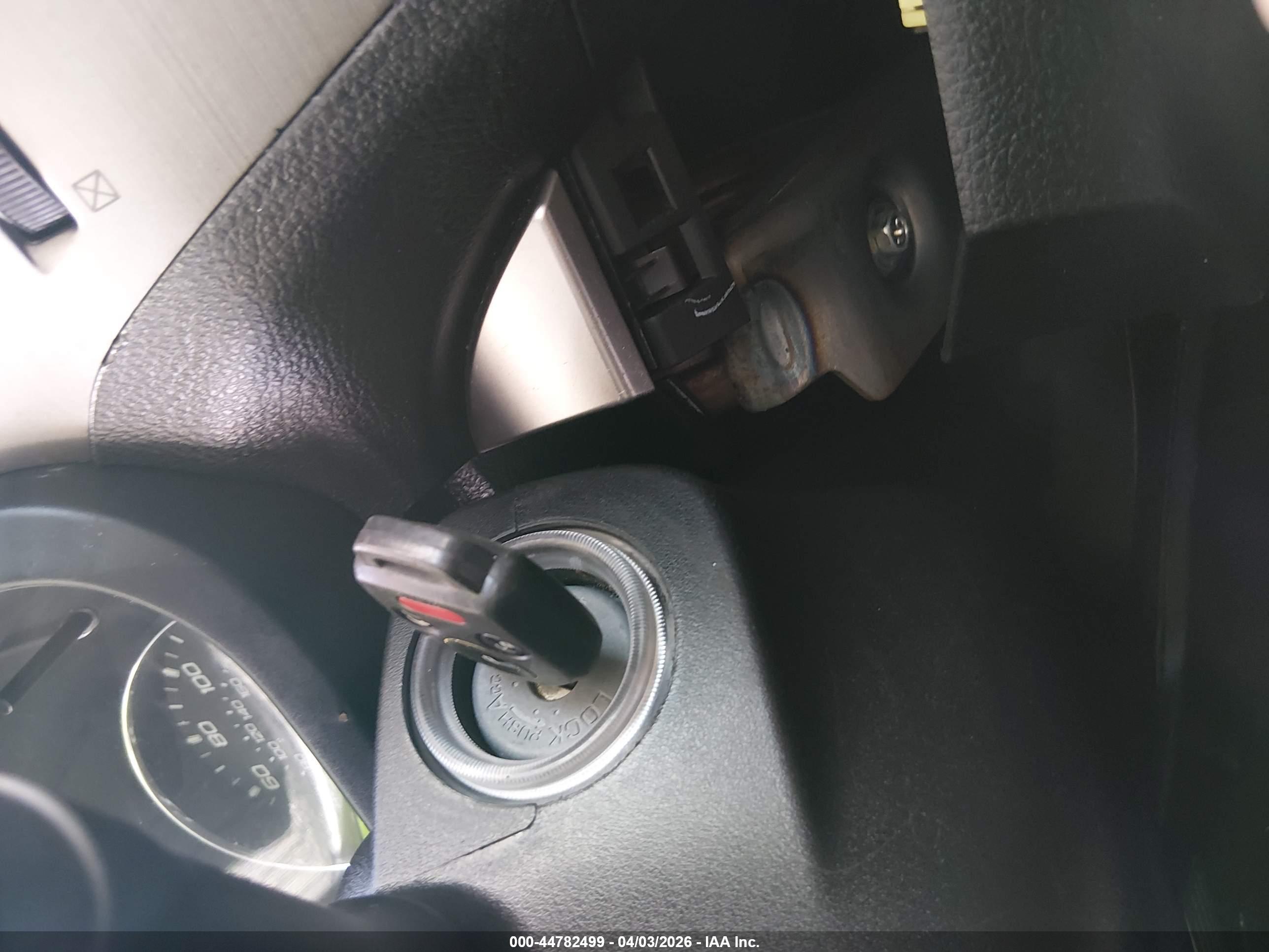 SUBARU OUTBACK image 11